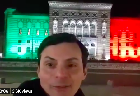 A szarajevói városháza ma éjjel olasz színekben ragyog