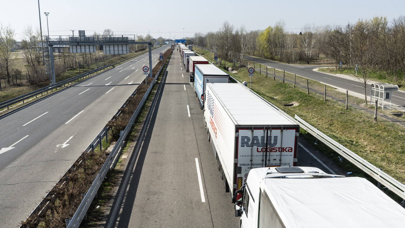 Fizetnek a biztosítók az M1-esen történt tömegdefekt károsultjainak