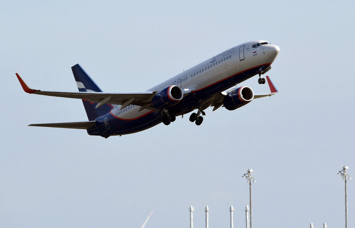 Újabb Boeing-baki: leesett egy felszálláshoz készülő gép orrkereke Atlantában
