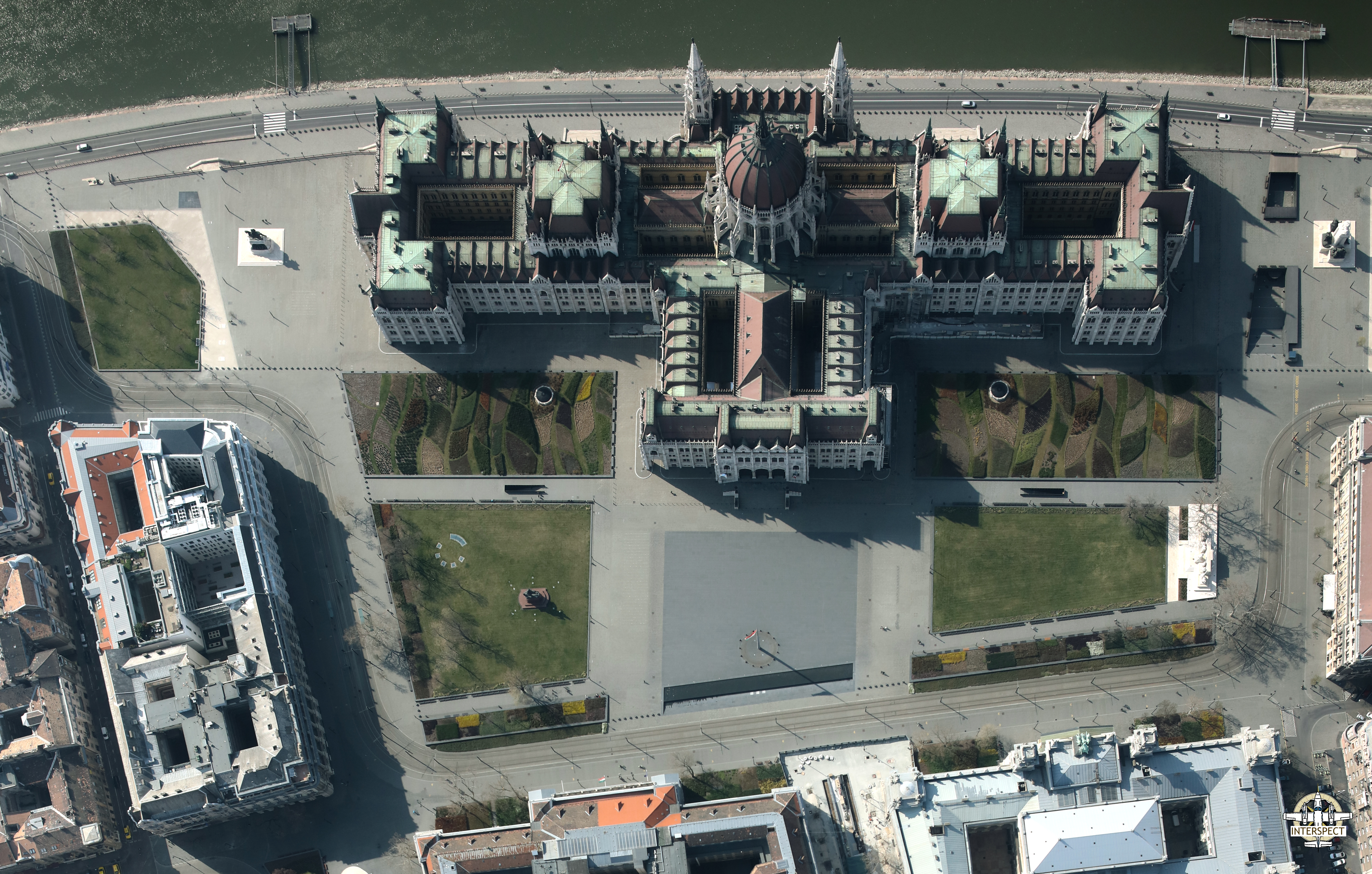 15 szédítő légi fotó Budapest kiürült nevezetességeiről