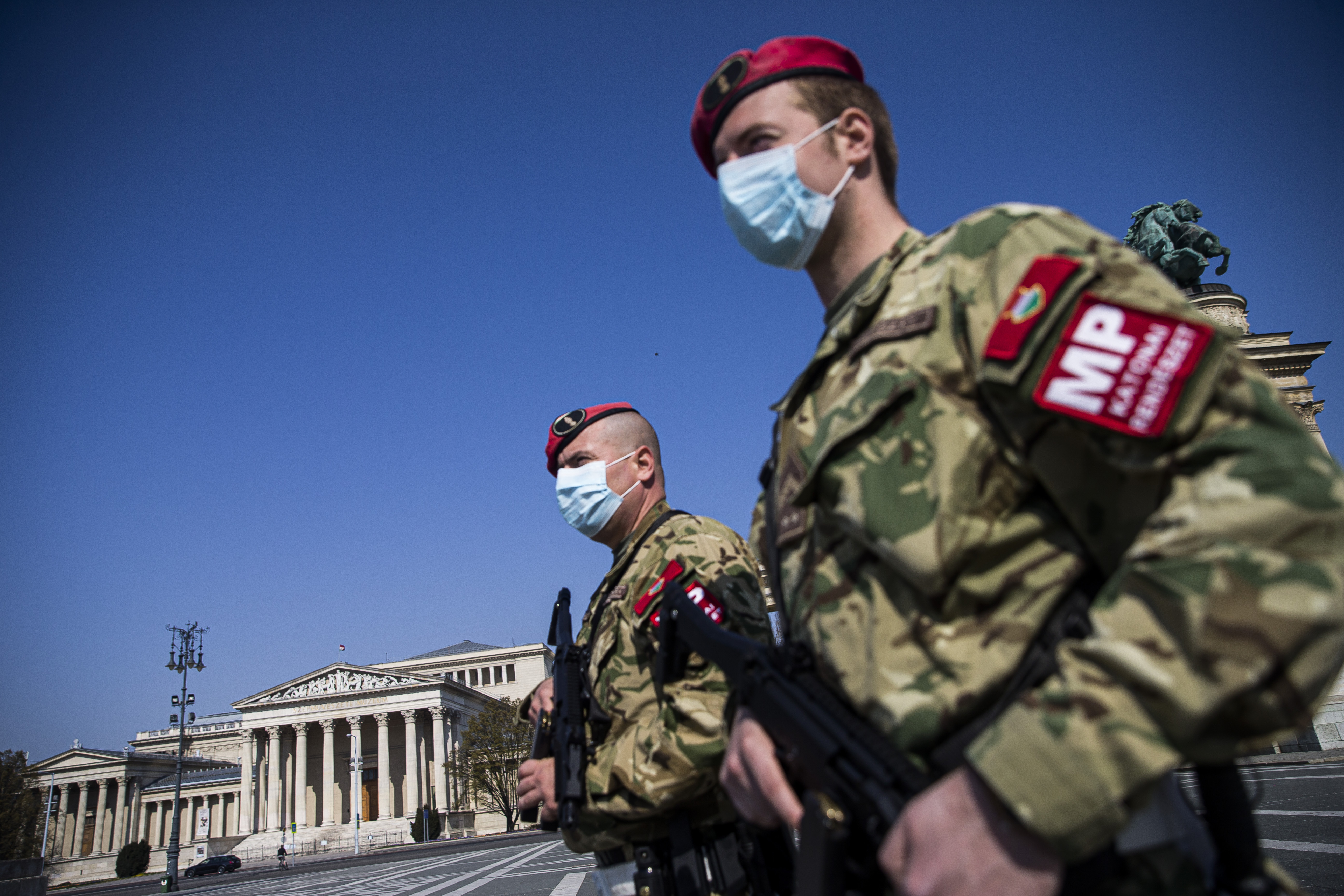 Kormánybiztos: Nemcsak Közép-Európa legütőképesebb hadserege épül ki Magyarországon, hanem a legmodernebb hadiipara is