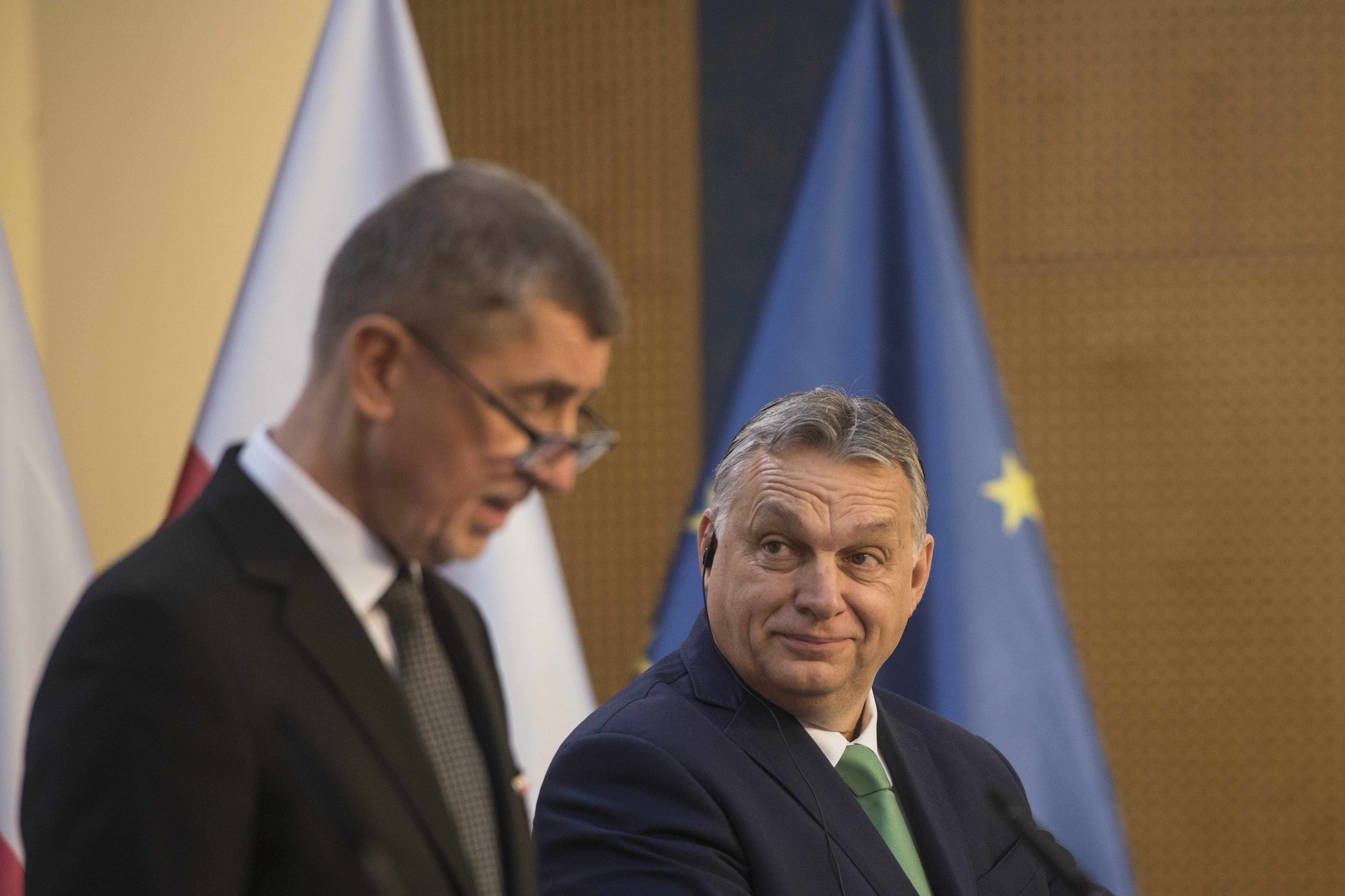 Babis megkérte Orbánt, hogy a csehek negatív koronateszttel beléphessenek Magyarországra