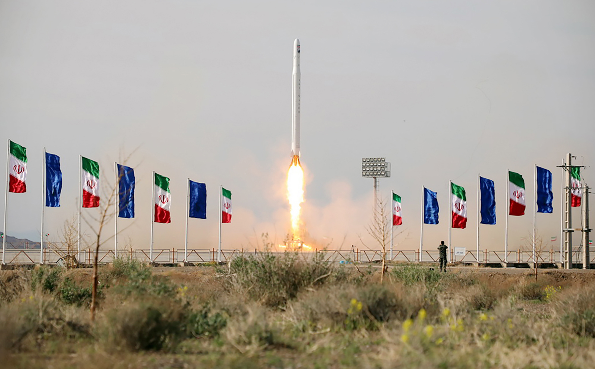 Irán először állíthatott pályára egy katonai műholdat