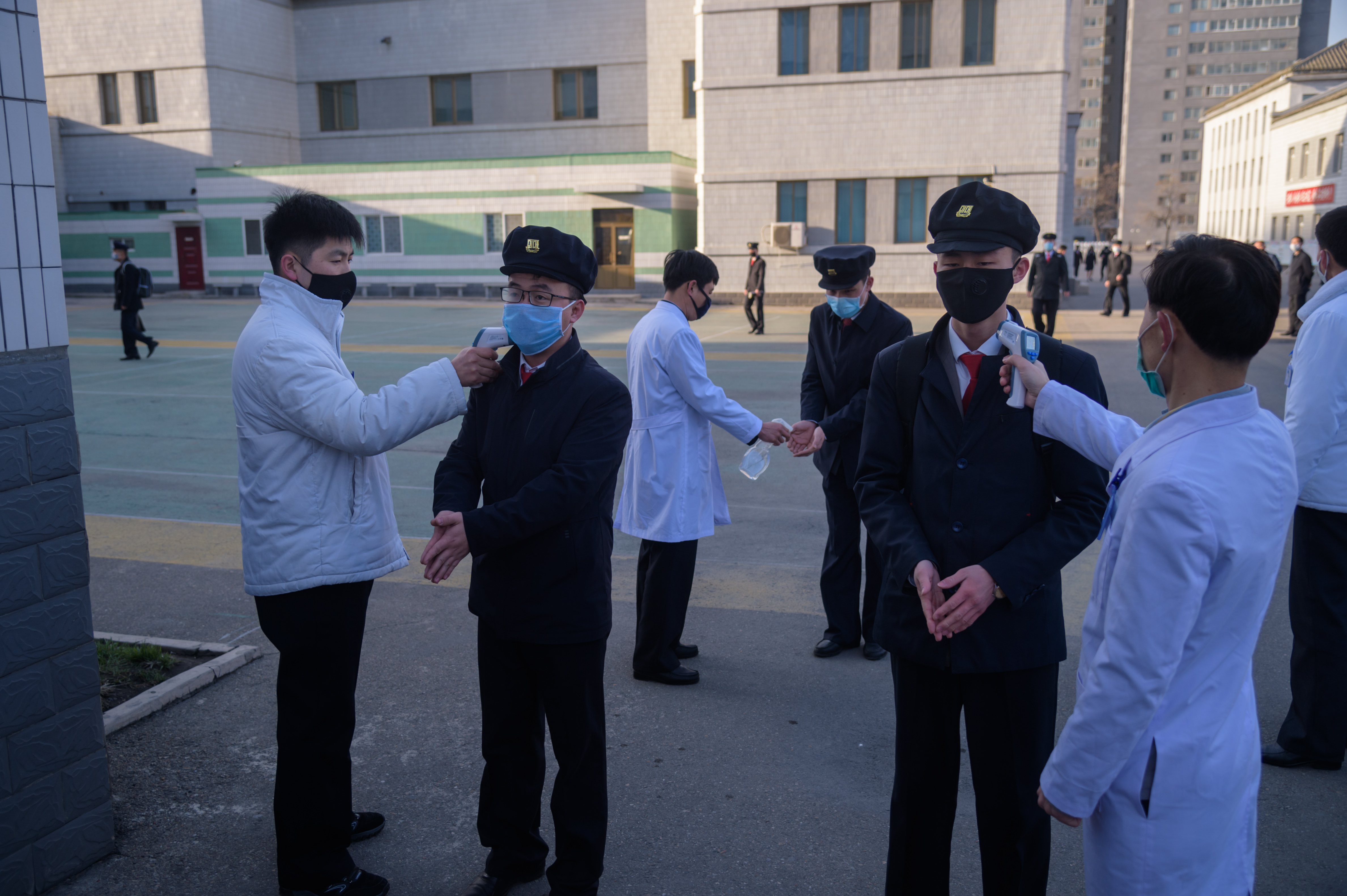 A kínai elnök köszönetet mondott Kim Dzsongunnak, és felajánlotta segítségét a járványban