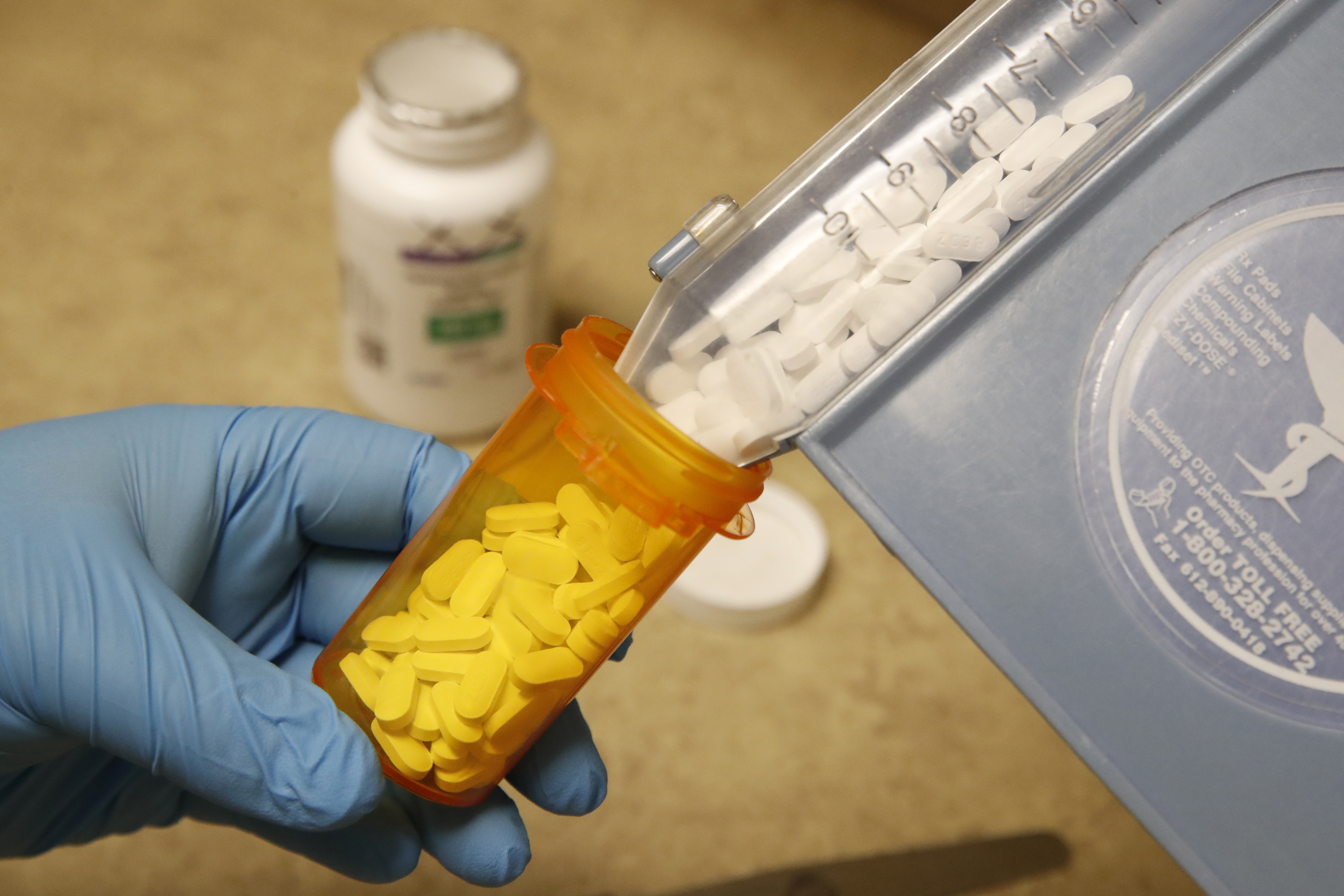 Hidroxi-klorokin tabletták az amerikai Rock Canyon Pharmacy gyógyszergyárban