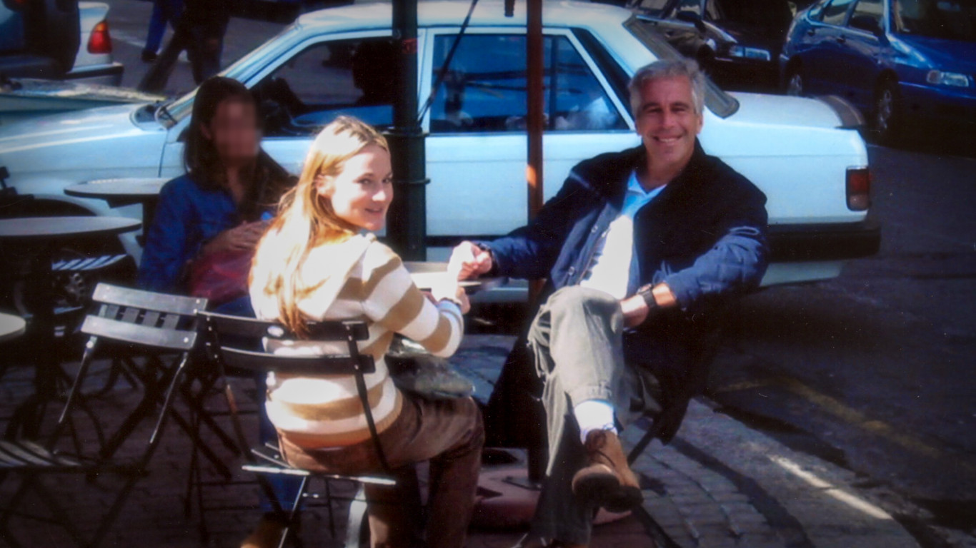 Öccse szerint Jeffrey Epstein nem is lett öngyilkos