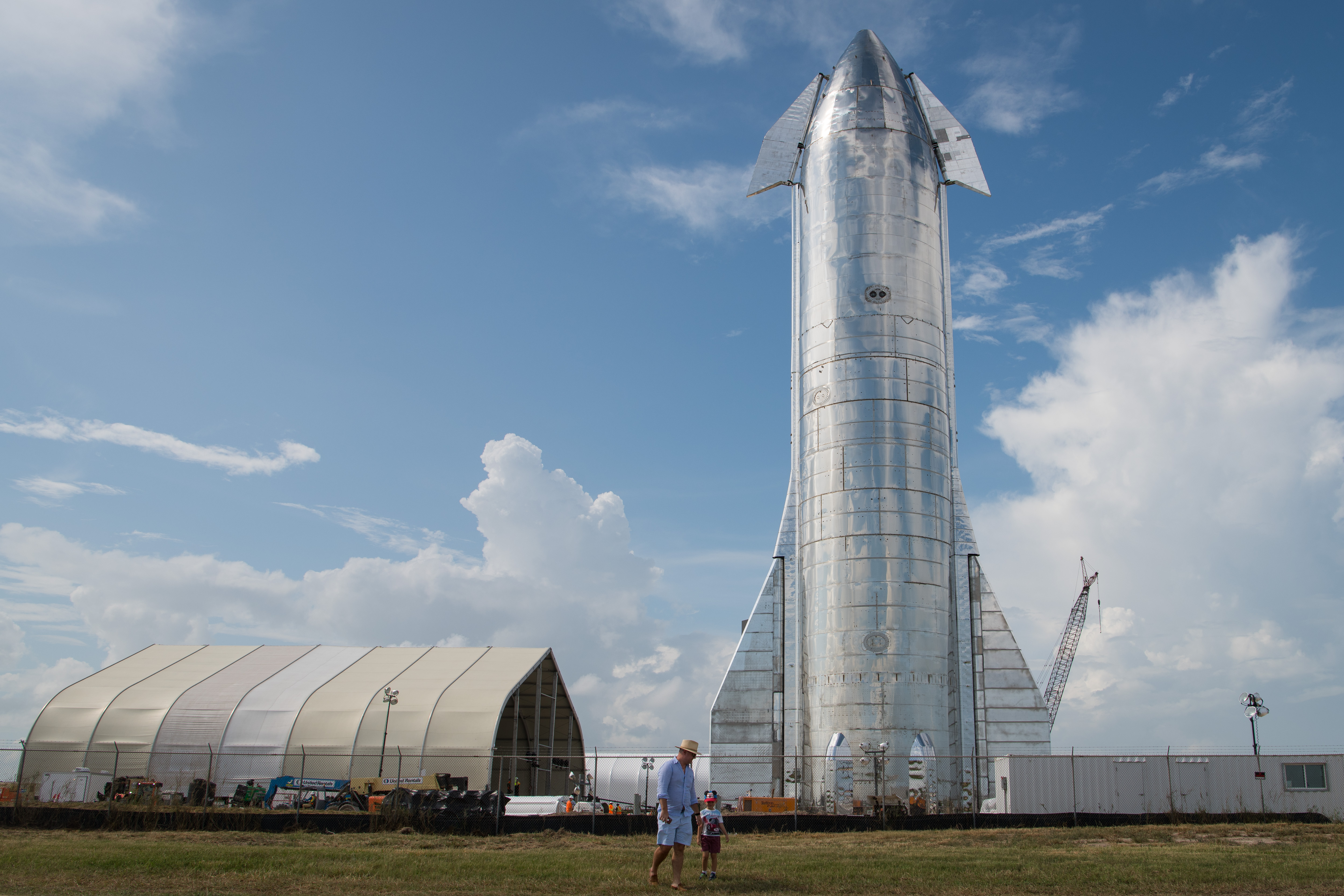 A Starship prototípusa a SpaceX texasi bázisán, 2019-ben