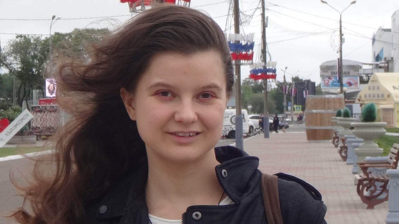 Rajzokkal küzdött volna a női testeket érő stigmák ellen, hat év börtönt kaphat a fiatal orosz nő