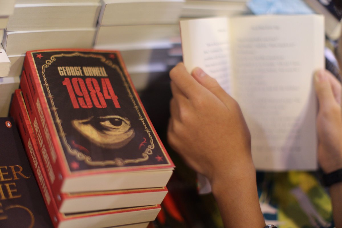 Orwellt és a vallásos könyveket Mao versei helyettesítik a kínai iskolák könyvtárában