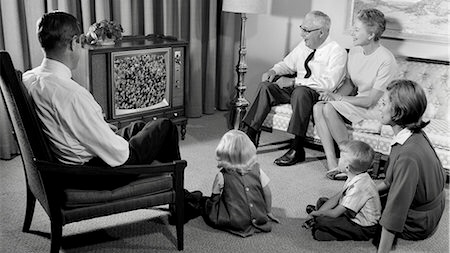 A tévézés mindig közösségi program volt, és egyre inkább az lesz