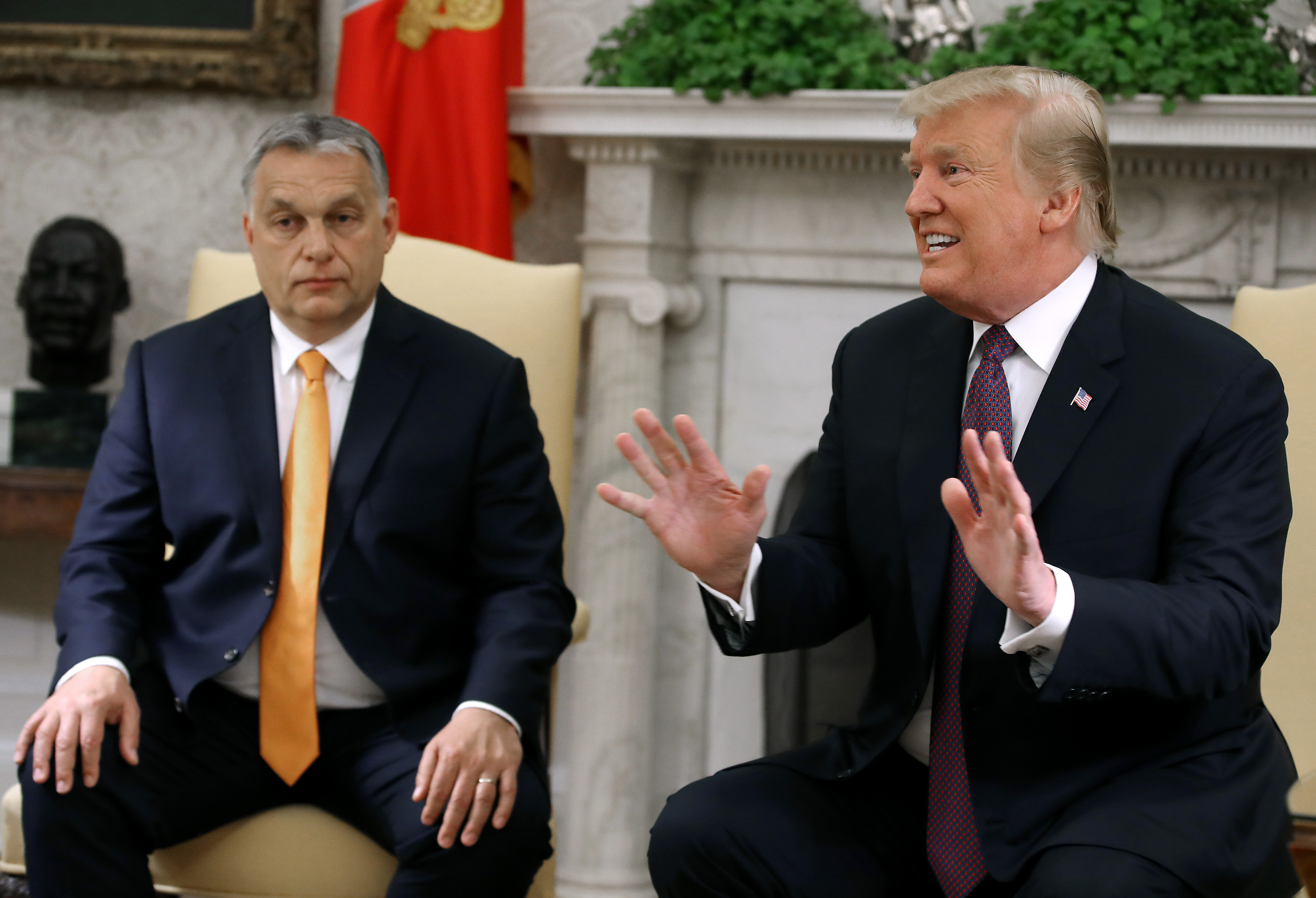 Orbán: Szorítunk Trump elnök újabb győzelméért