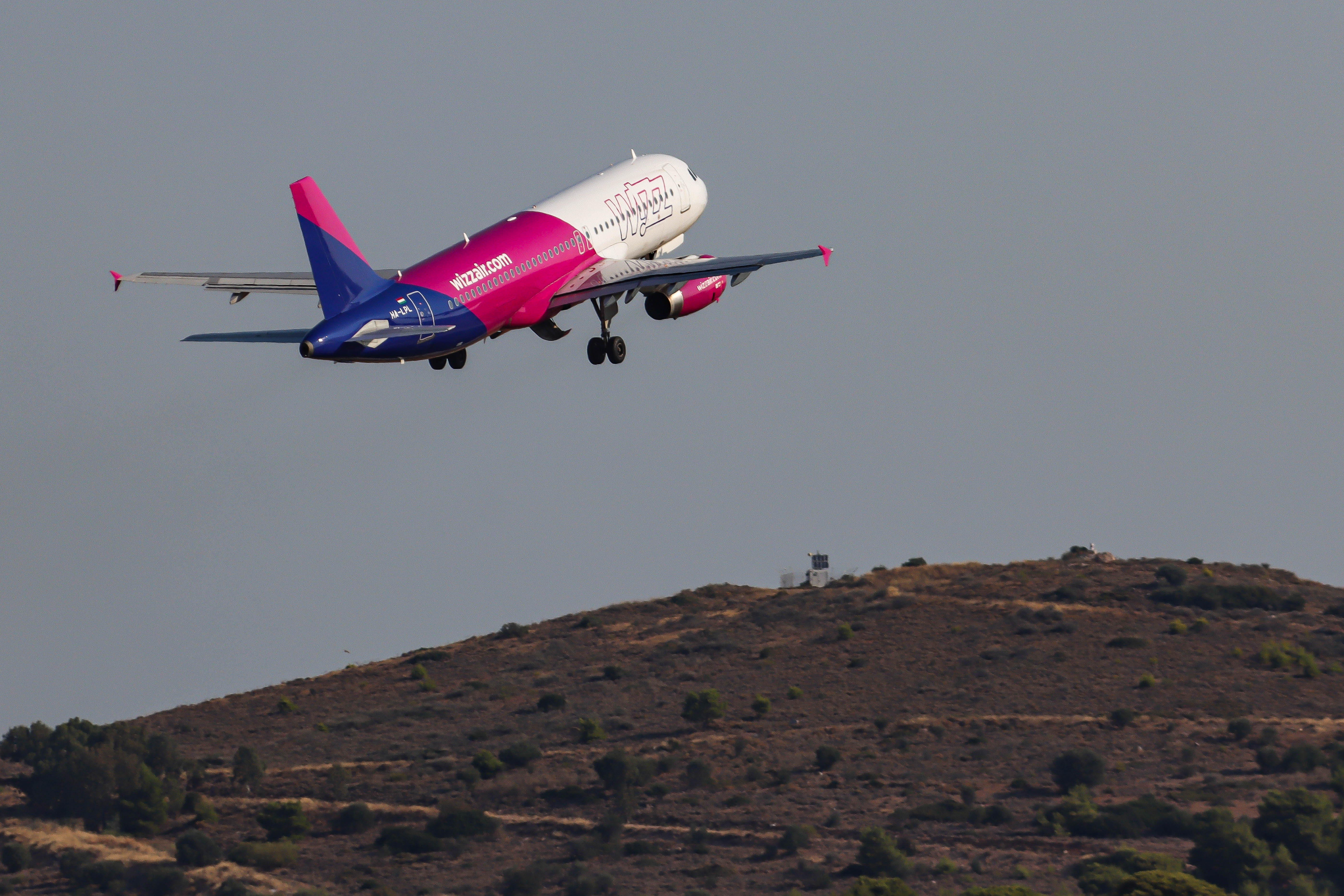 A Wizz Air 4600 új pilótát keres 2030-ig