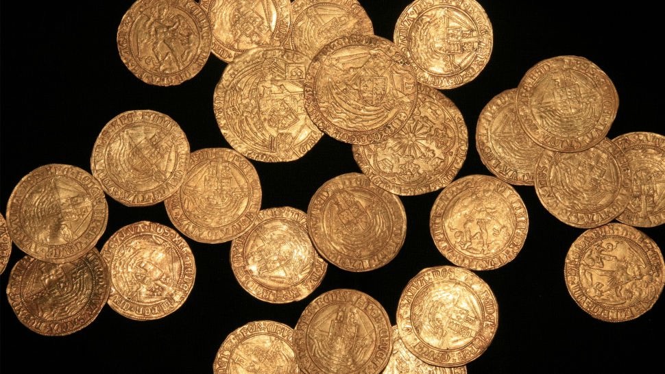 VIII. Henrik korabeli aranyérmékre bukkant egy kertészkedő angol család