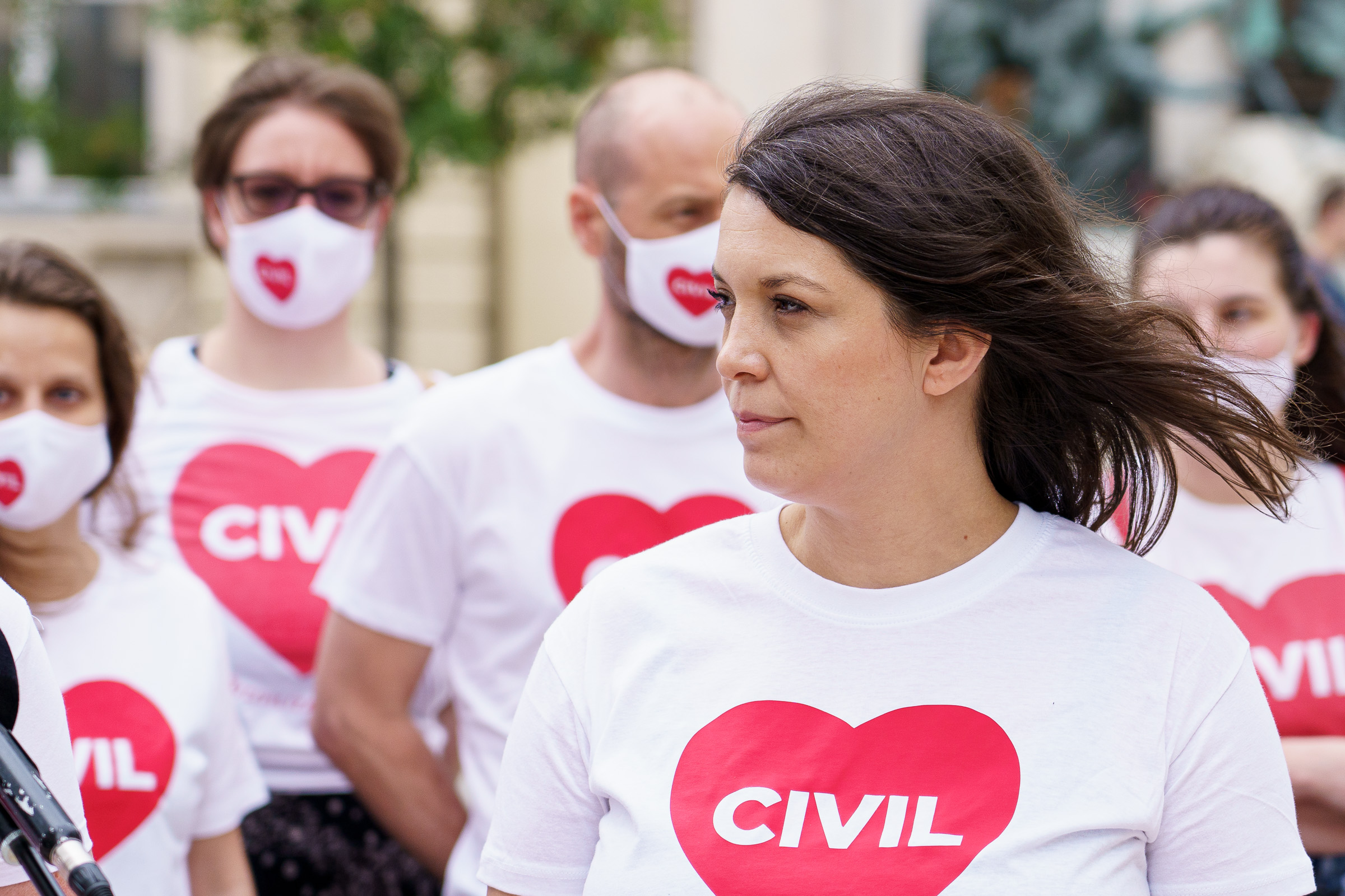 Kapronczay Stefánia a Civilizáció sajtótéjékoztatóján, miután az Európai Unió Bírósága kimondta, hogy a magyar kormány civilellenes törvény sérti az uniós jogot