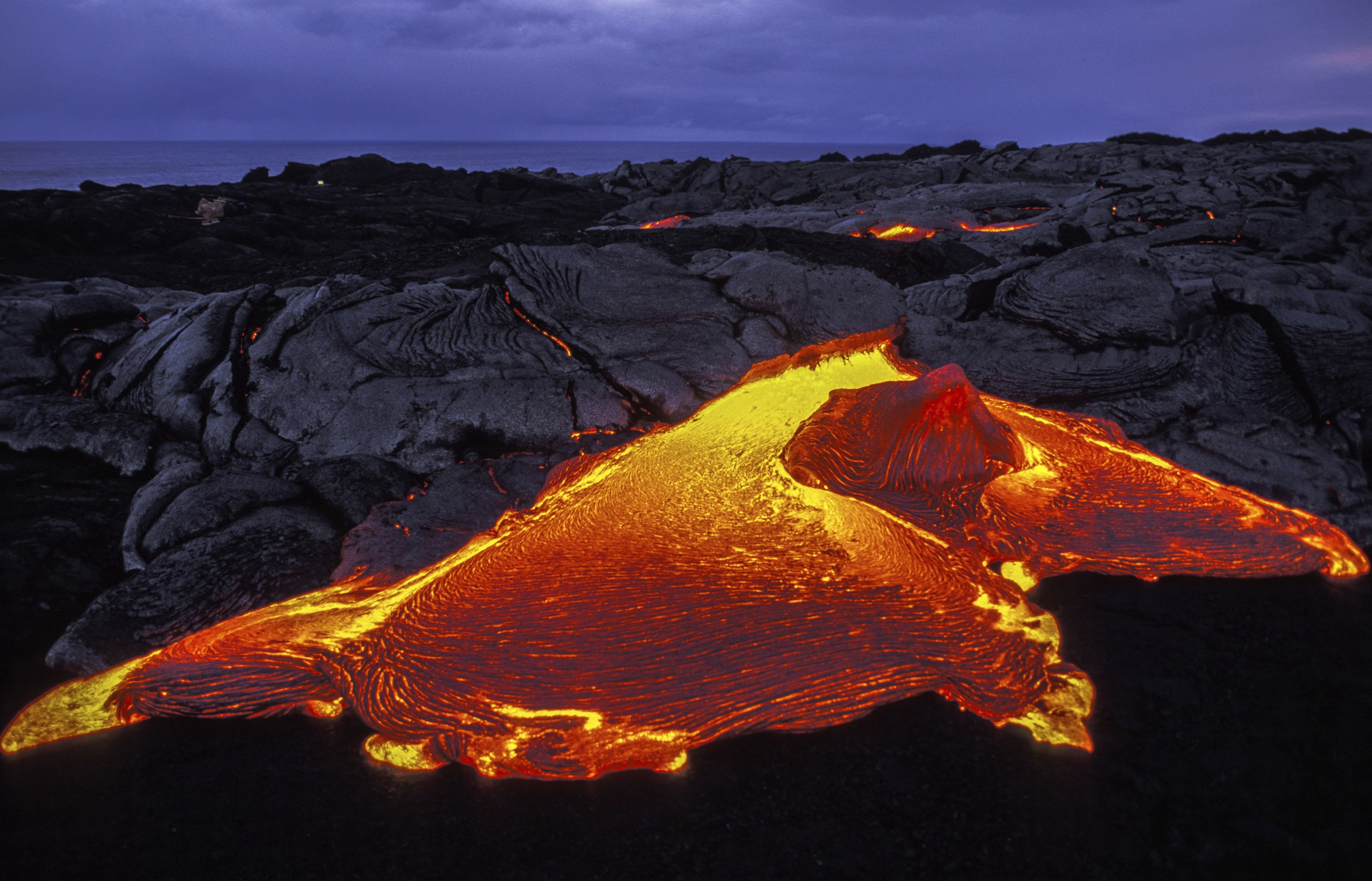 Hawaii legaktívabb vulkánjának kráterébe zuhant egy 75 éves helyi férfi