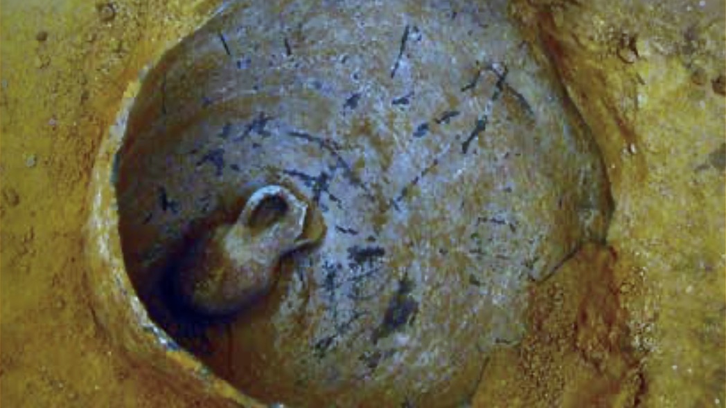 3800 éves, korsóban eltemetett csecsemő maradványaira bukkantak egy izraeli feltáráson
