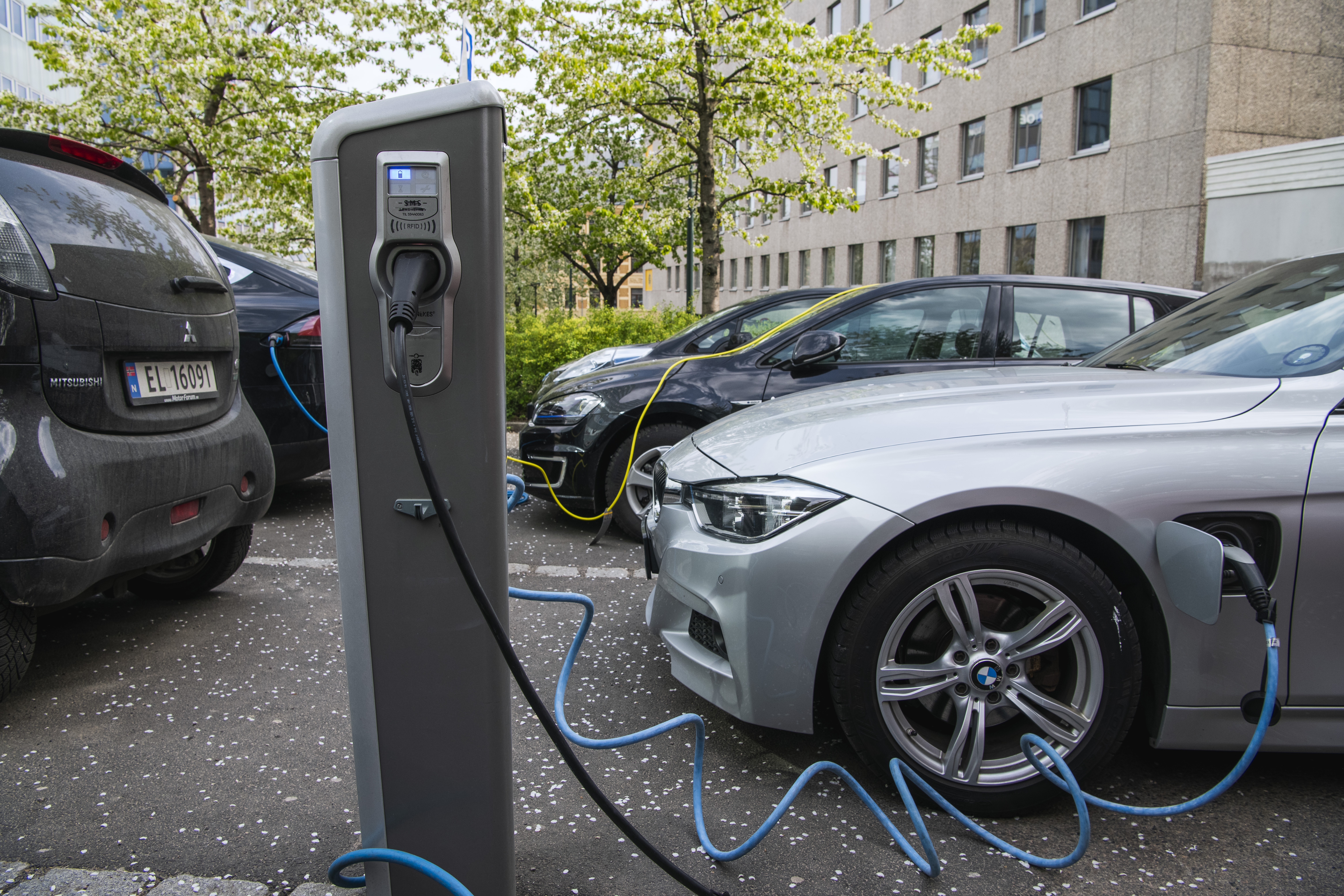 Norvégia az első ország, ahol már több elektromos autót adnak el, mint hagyományosat