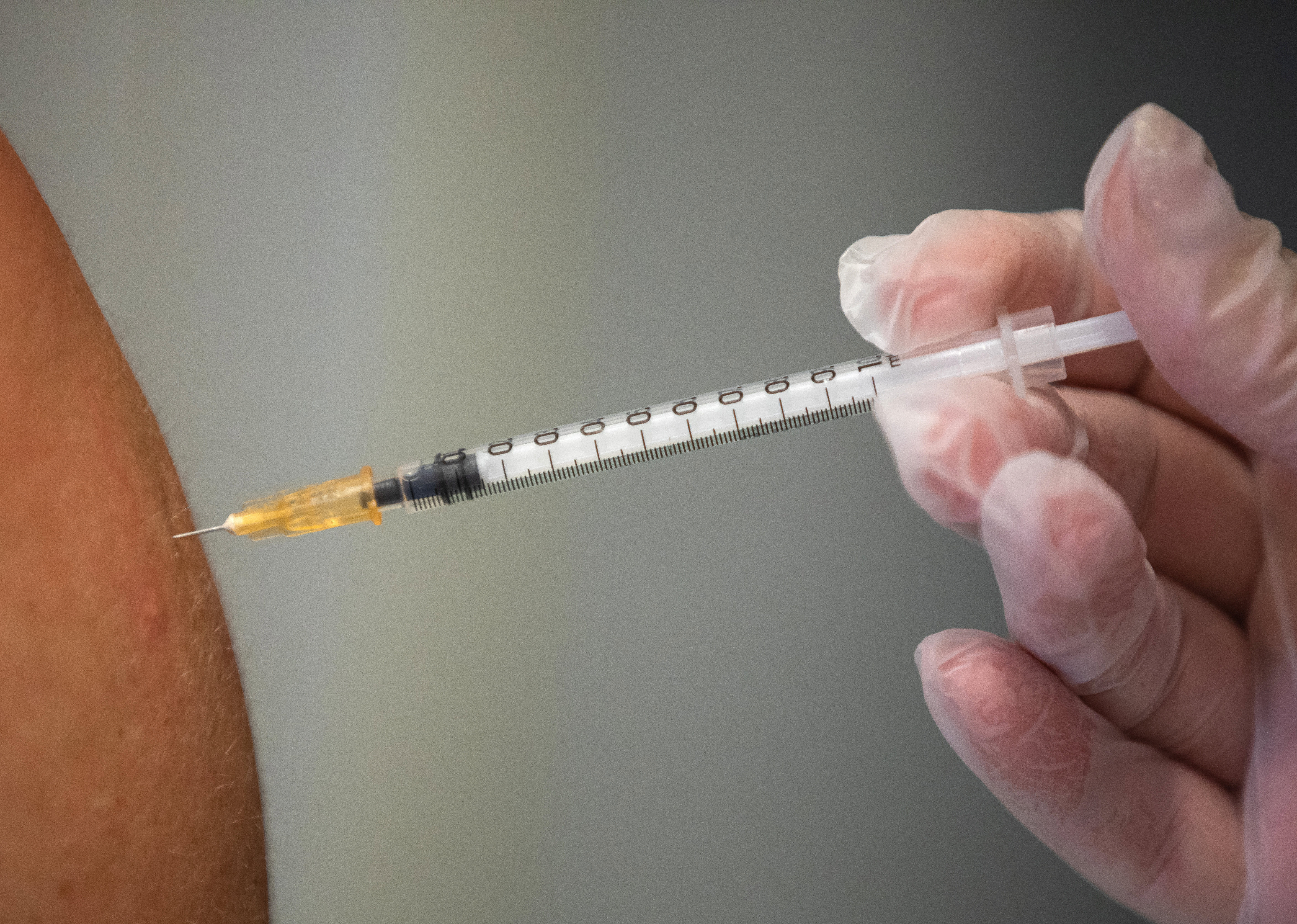 Egyre nagyobb az oltási kedv, az emberek harmada kérne vakcinát