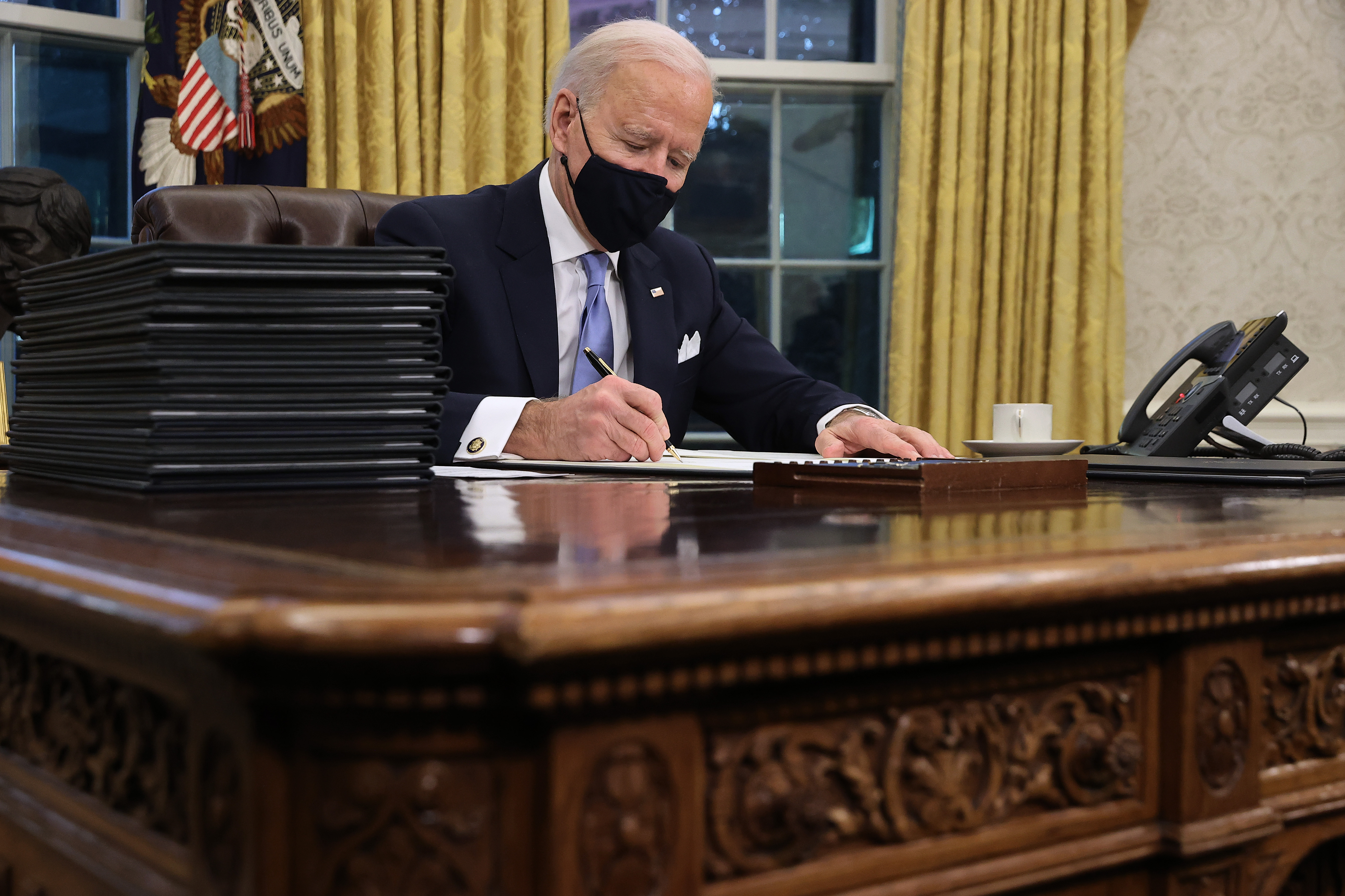 Megszavazták Biden 1900 milliárdos mentőcsomagját, azt pénteken alá is írhatja az elnök