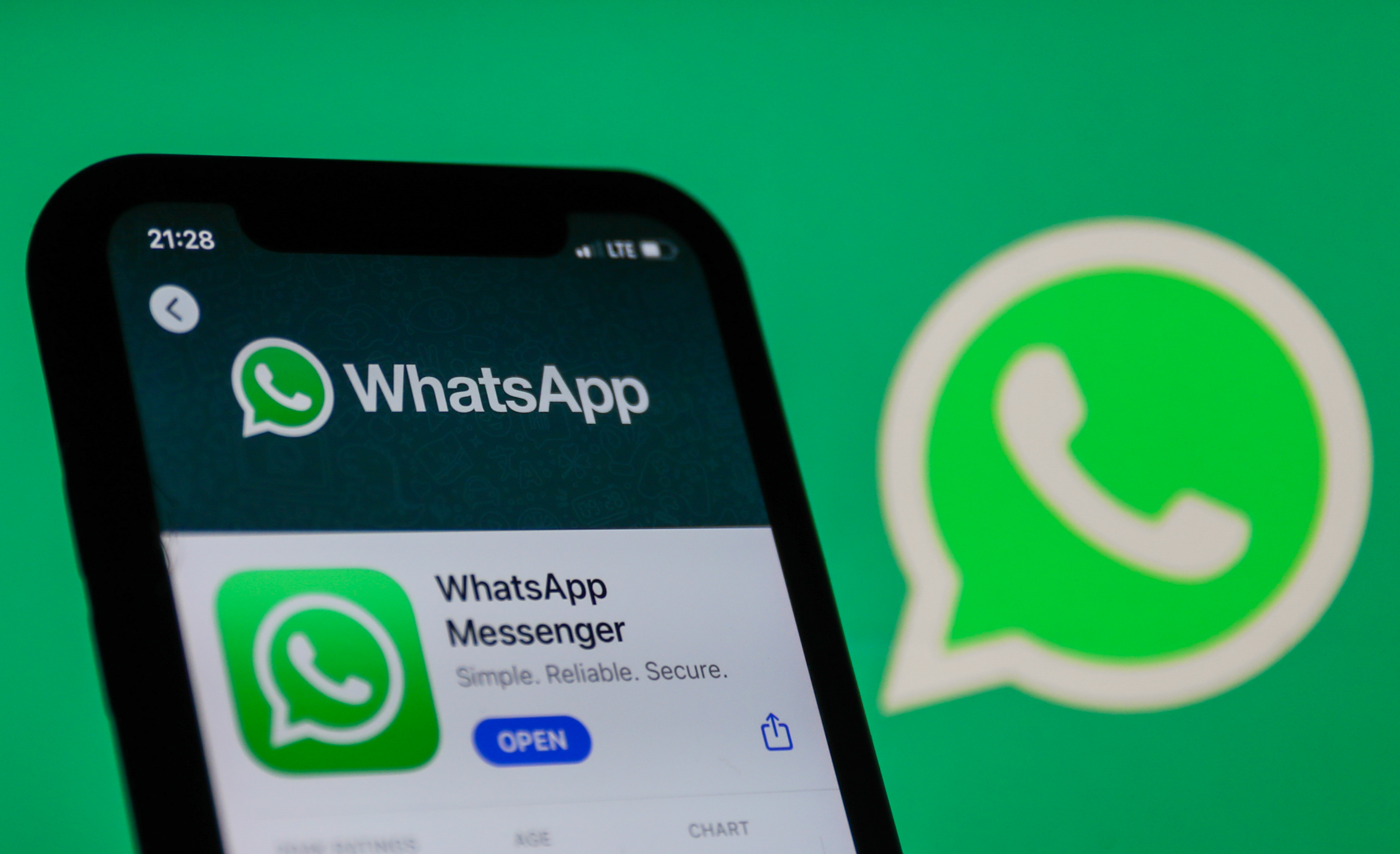 225 millióra bírságoltak a WhatsAppot Írországban
