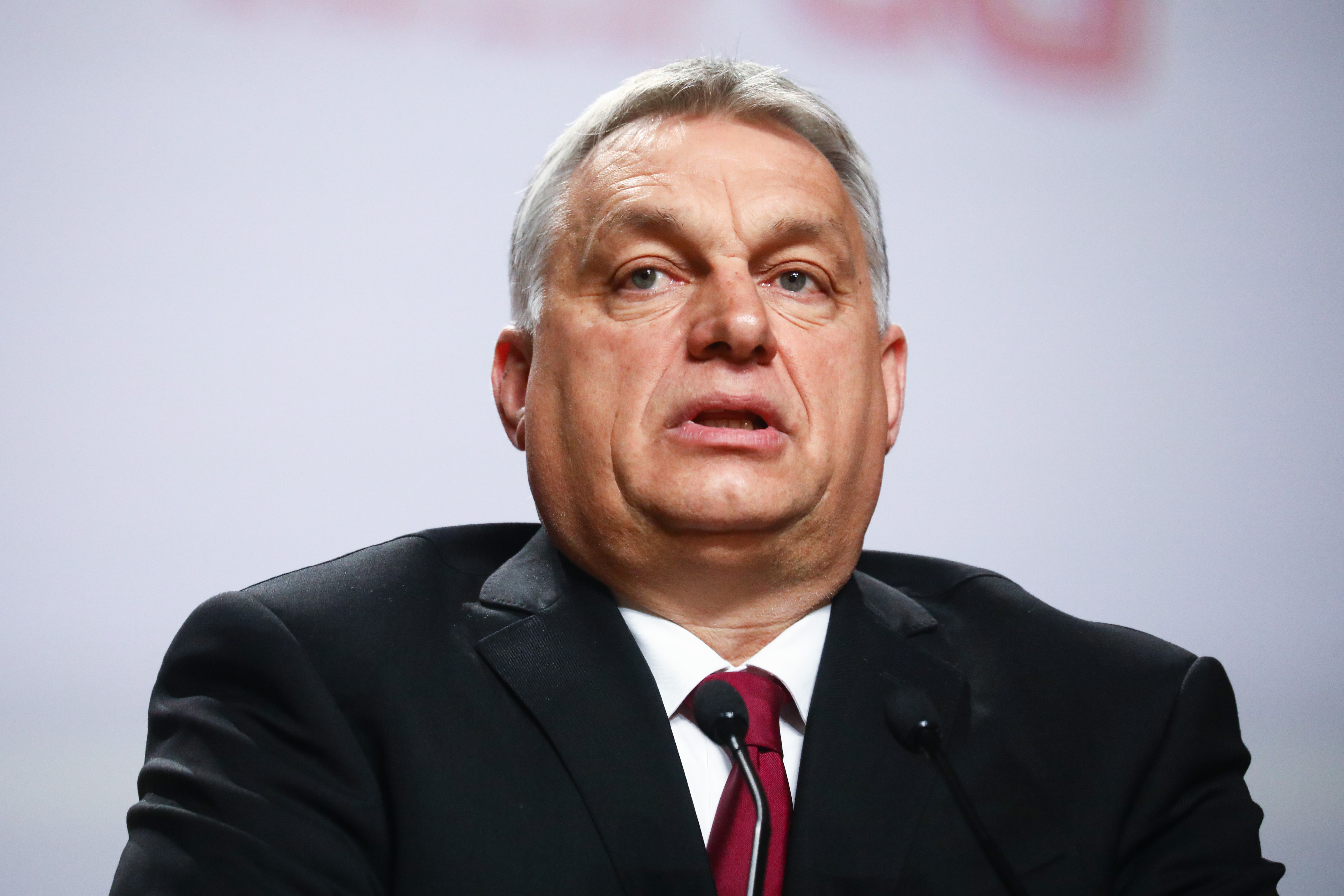 Orbán: A magyar hadseregnek elrettentő erővel kell bírnia
