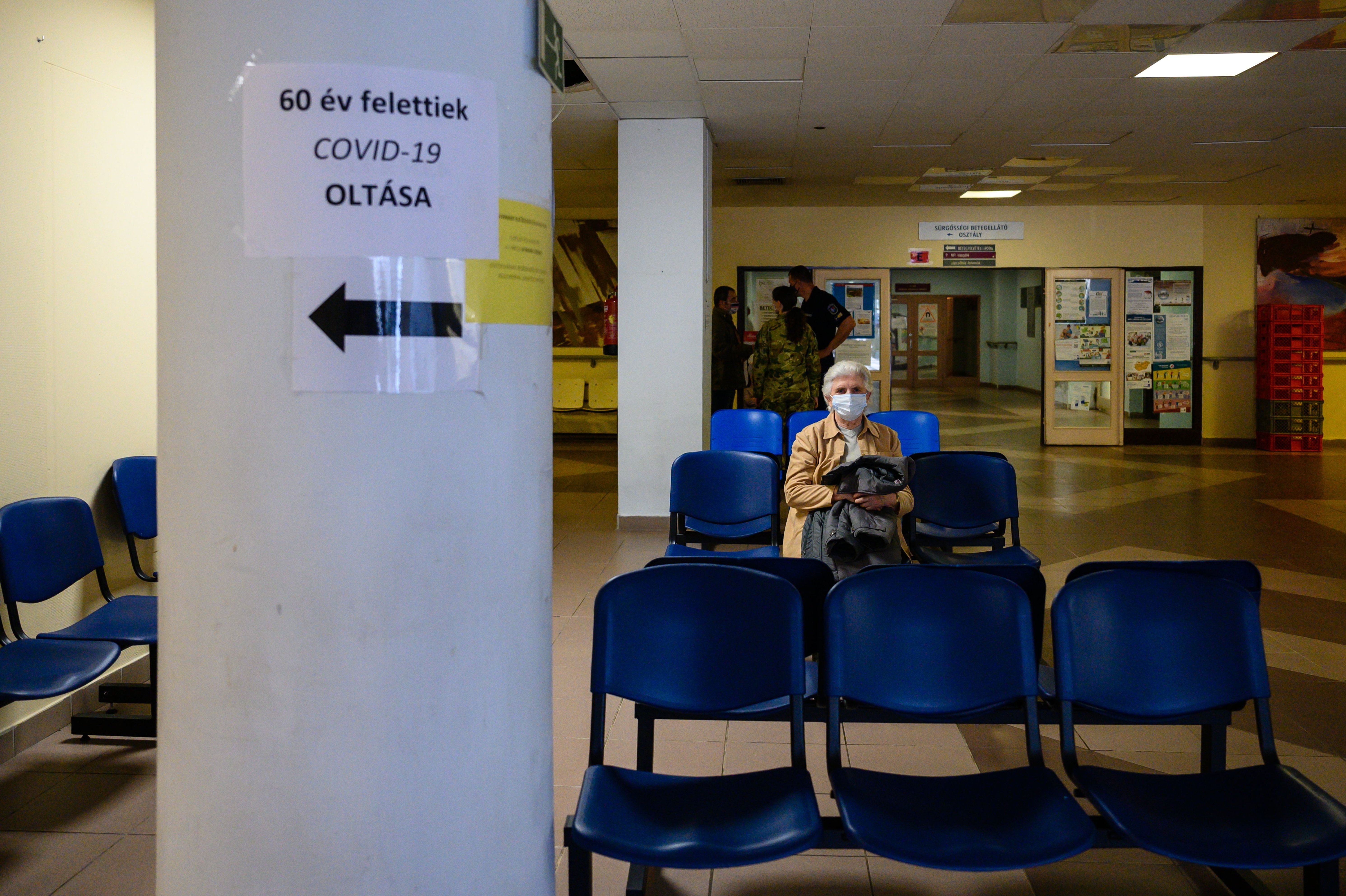 MOK: Veszprém megyében törvénytelenül kényszerítenék többletmunkára a kórházi dolgozókat