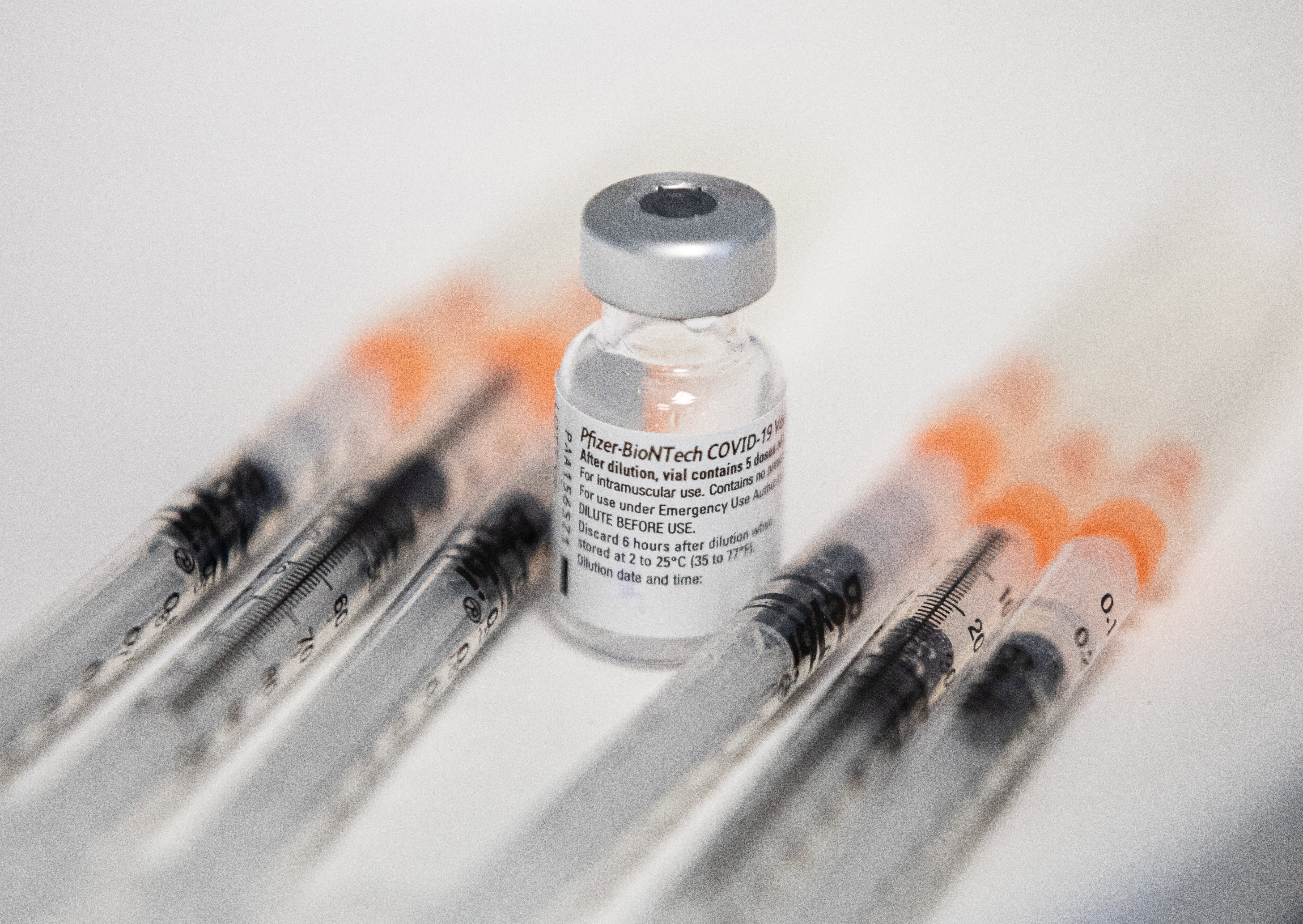 A Pfizer-BioNTech vakcinája hatásos a brazil vírusmutánssal szemben is