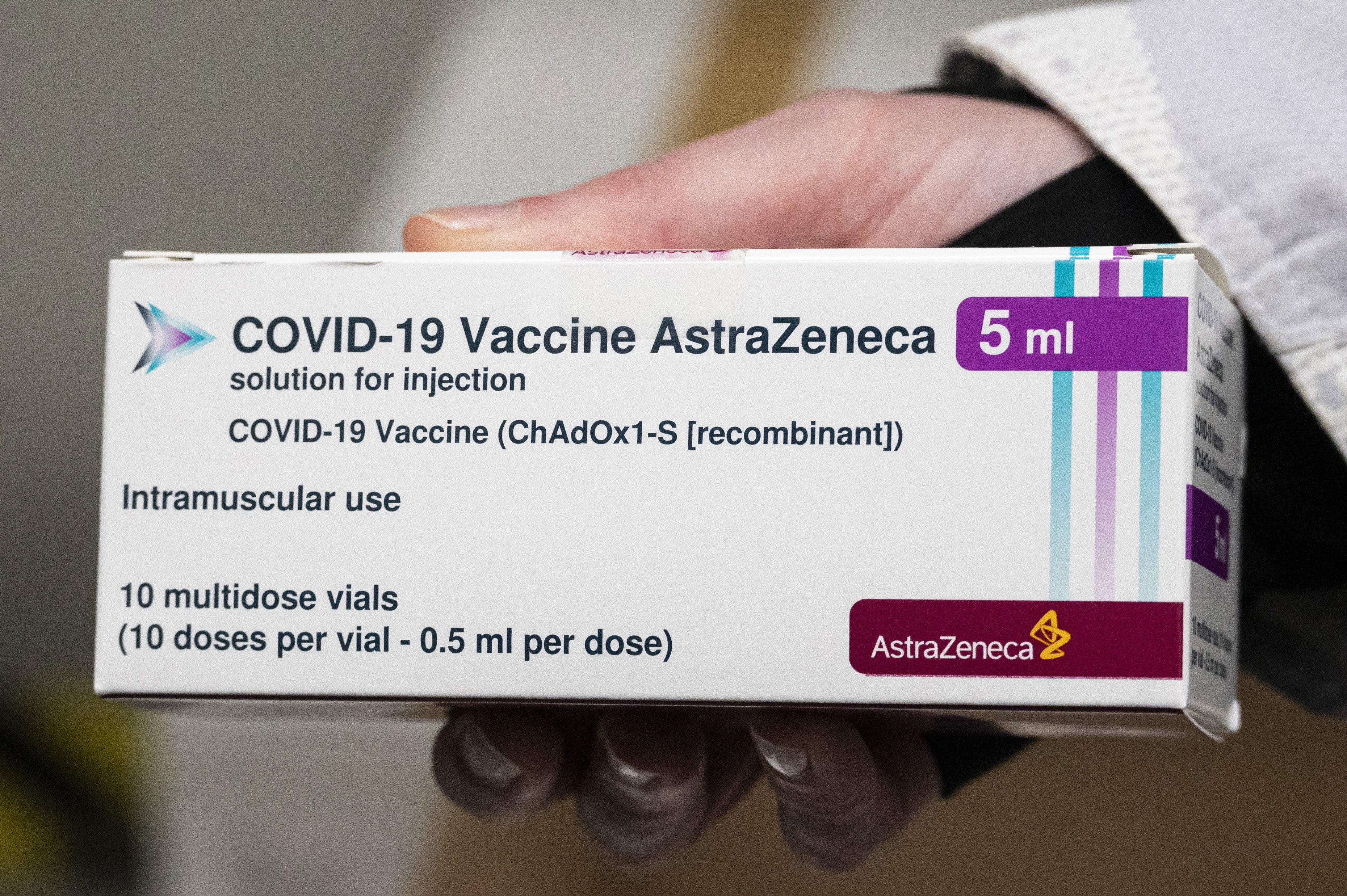 A szlovák gyógyszer-ellenőrzési hivatal szerint ahogy gyorsul az oltás üteme, úgy lehet több haláleset is a „vakcinázás után”