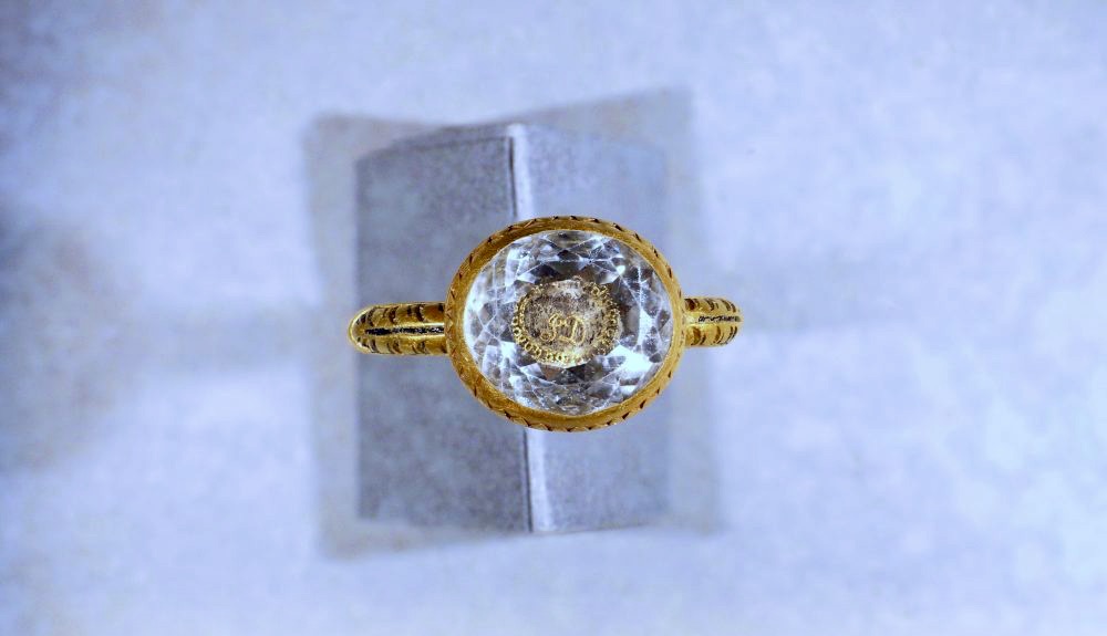 370 éve lefejezett angol gróf emlékére készülhetett a Man-szigeten talált aranygyűrű