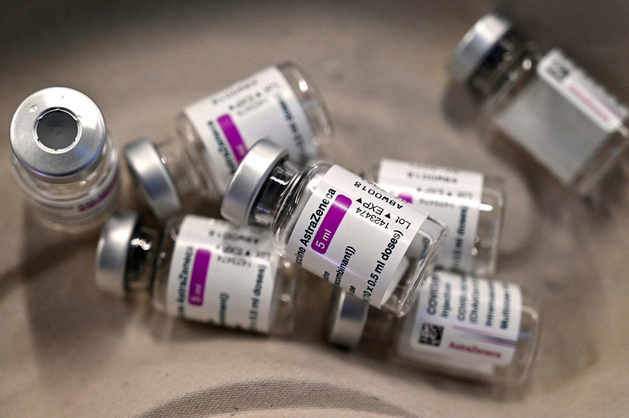 A statisztikák szerint az AstraZeneca vakcinájának előnyei felülírják a kockázatokat