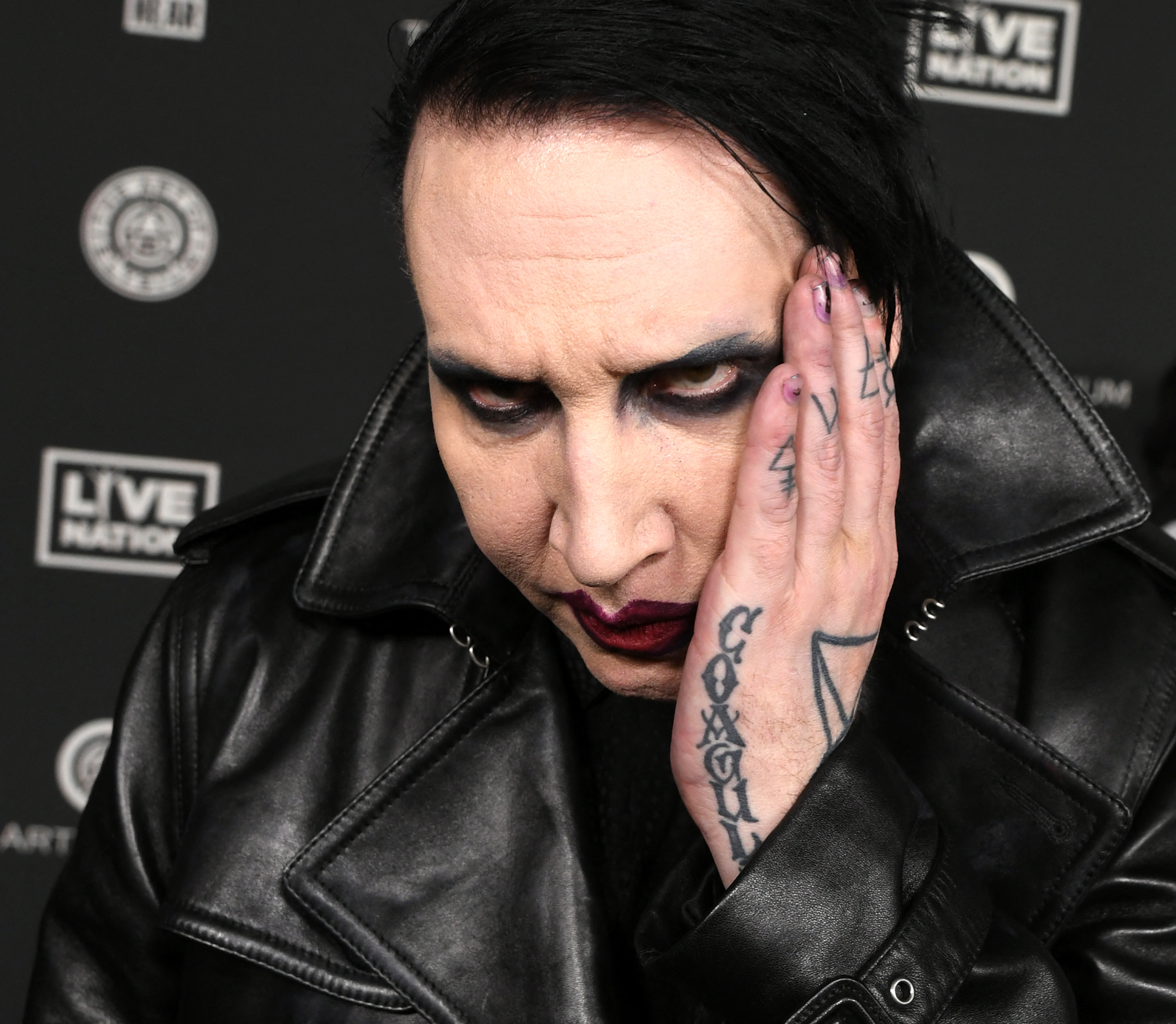 Volt asszisztense is azt állítja, Marilyn Manson szexuálisan zaklatta őt