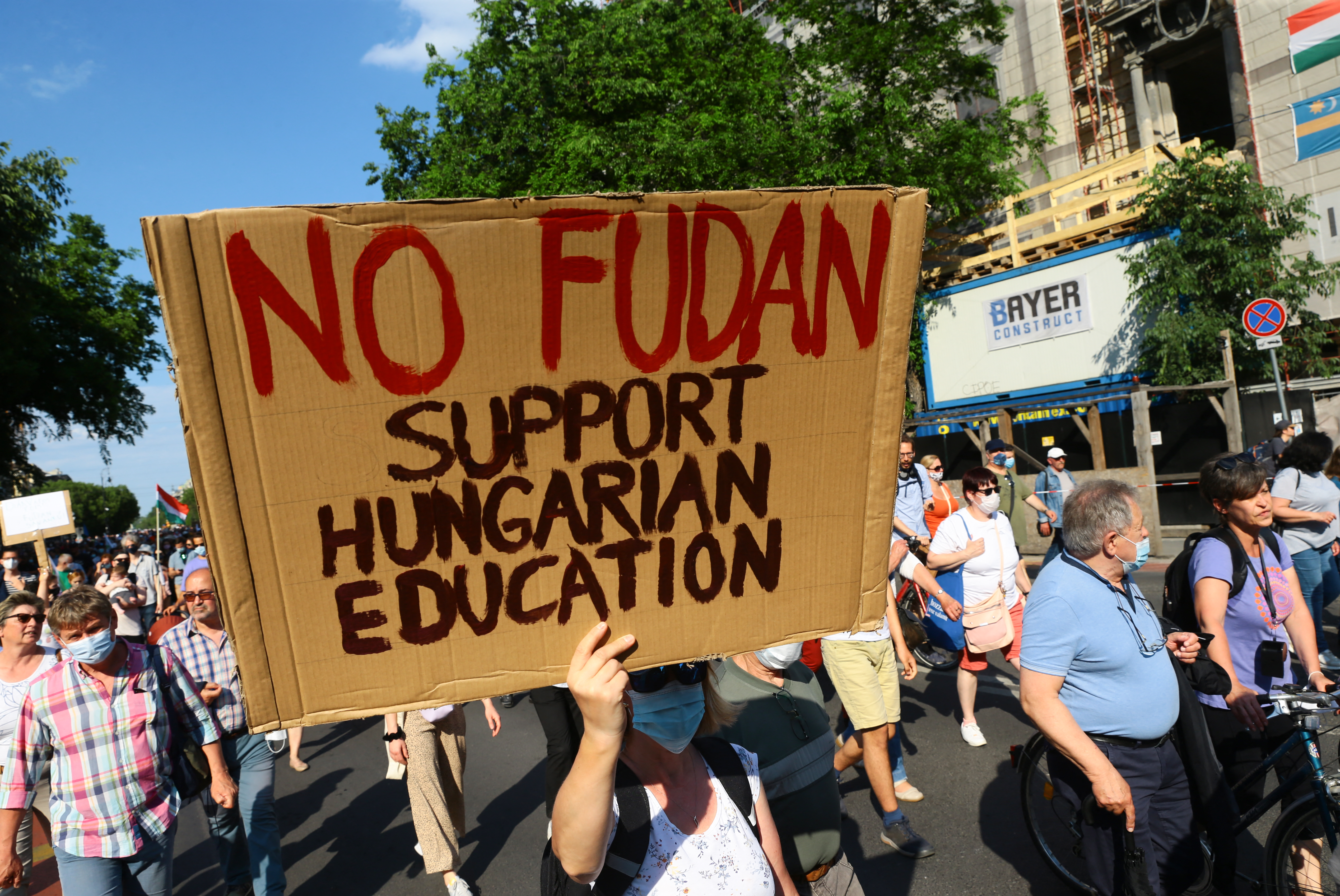 A kormány legfrissebb válasza szerint még nem tettek le a Fudan Egyetem budapesti kampuszának felépítéséről