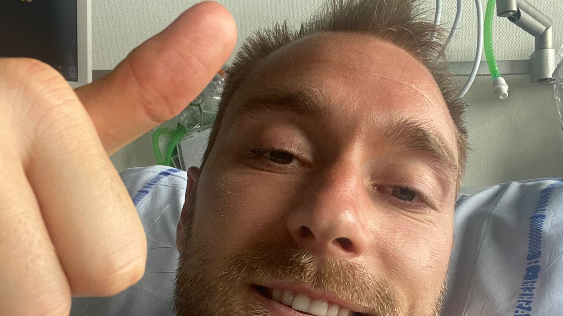 Christian Eriksen üzent a kórházból