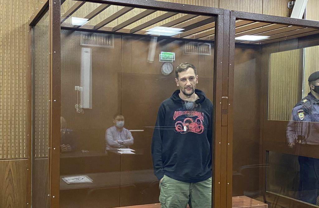 Oleg Navalnij felfüggesztettjéből letöltendő lett, de úgy tűnik, már tavaly szeptemberben elhagyta Oroszországot