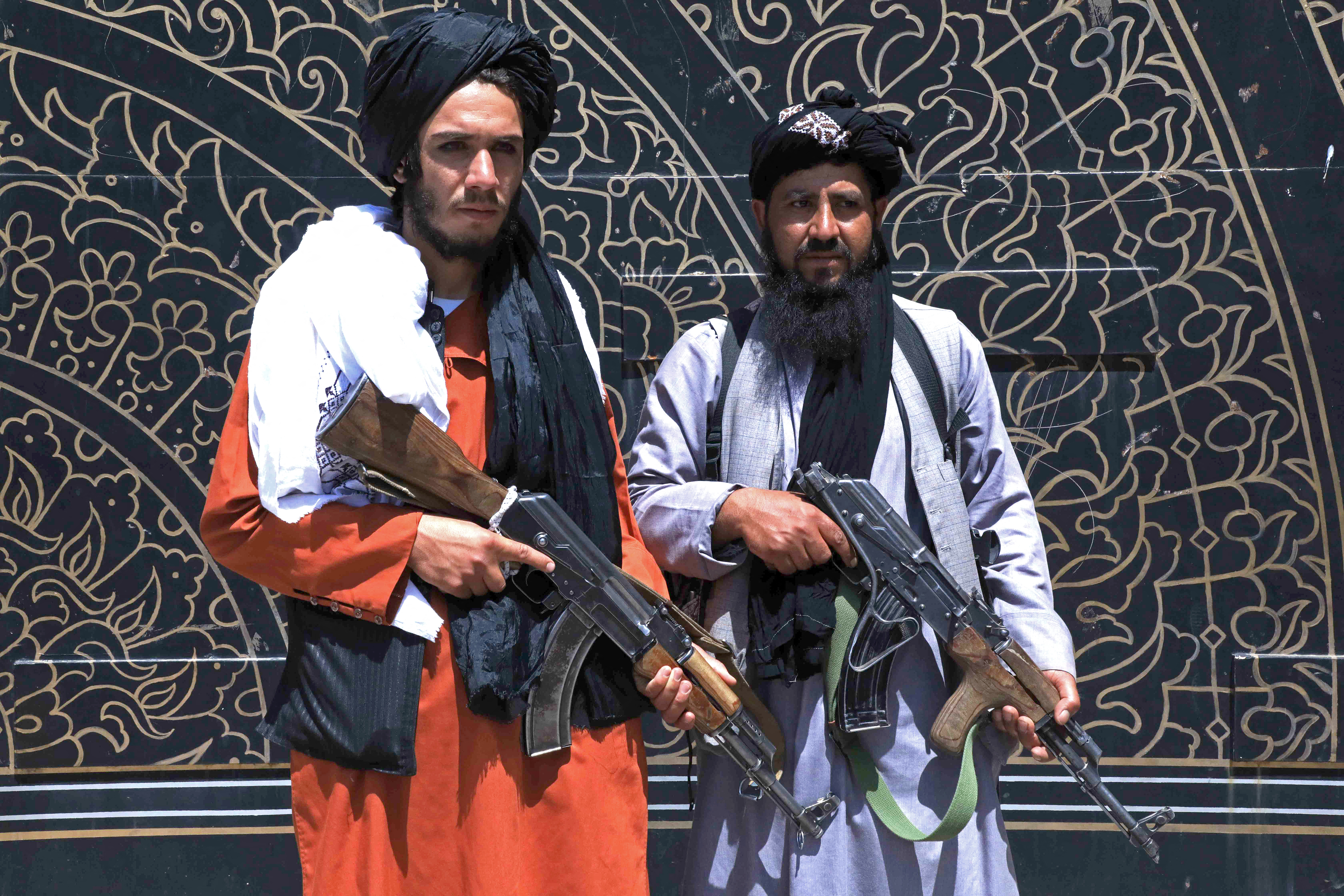A tálibok elfoglalták az elnöki palotát Kabulban