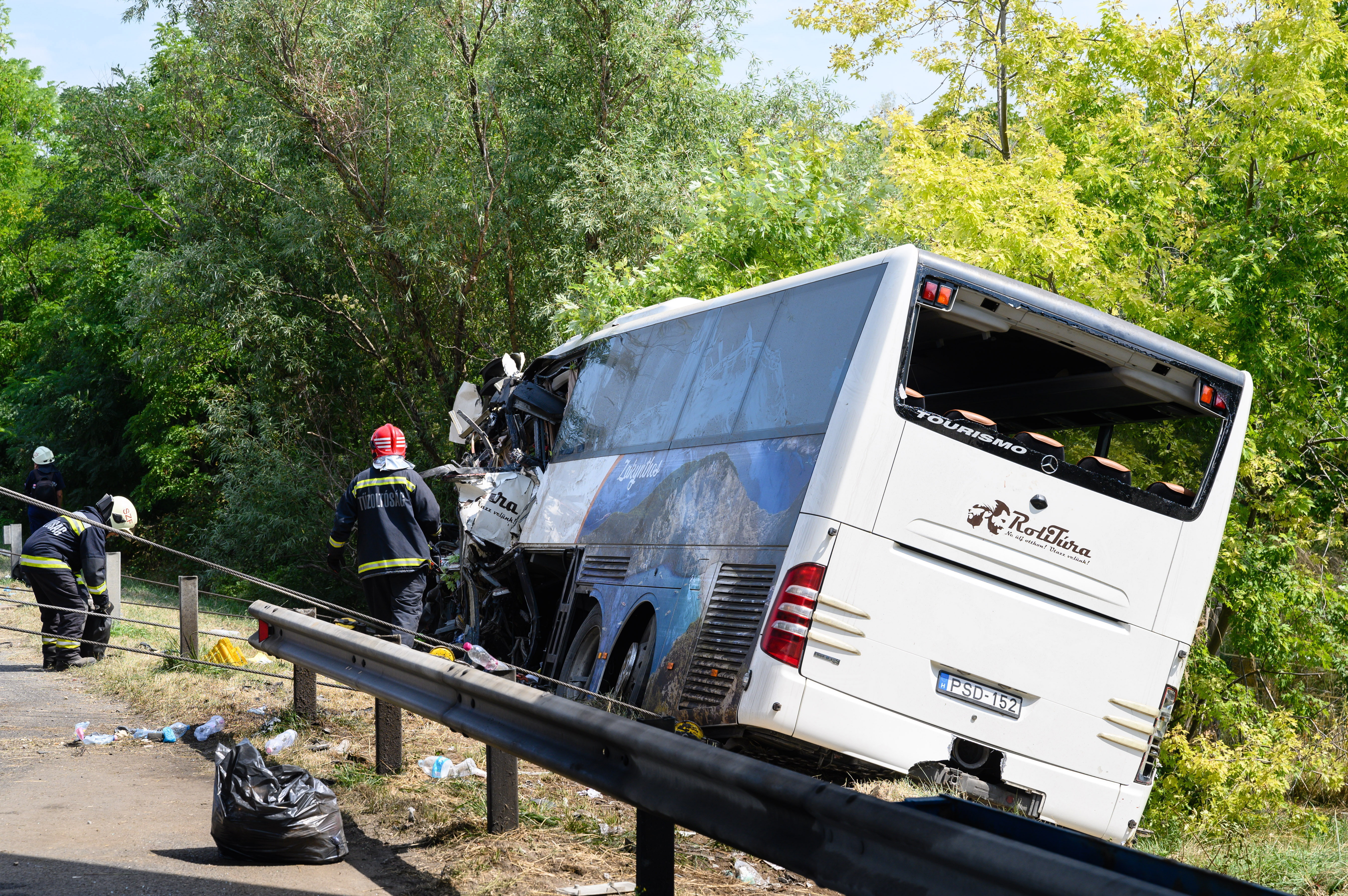 A buszbaleset sérültjeinek többsége már elhagyhatta a kórházat