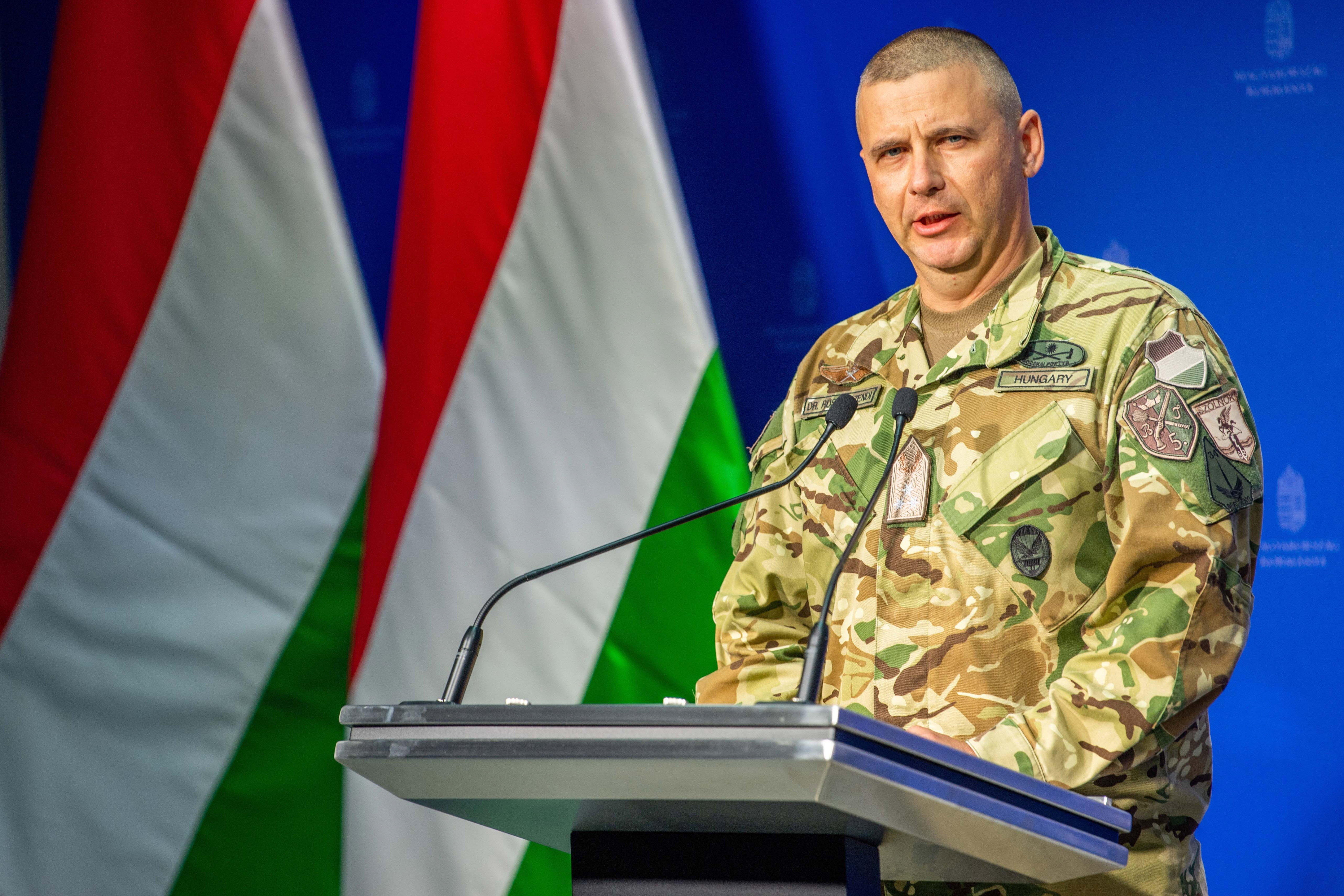 Ruszin-Szendi Romulusz: Végre lesz magyar fegyvere a magyar katonának, a prototípusok több mint ígéretesek