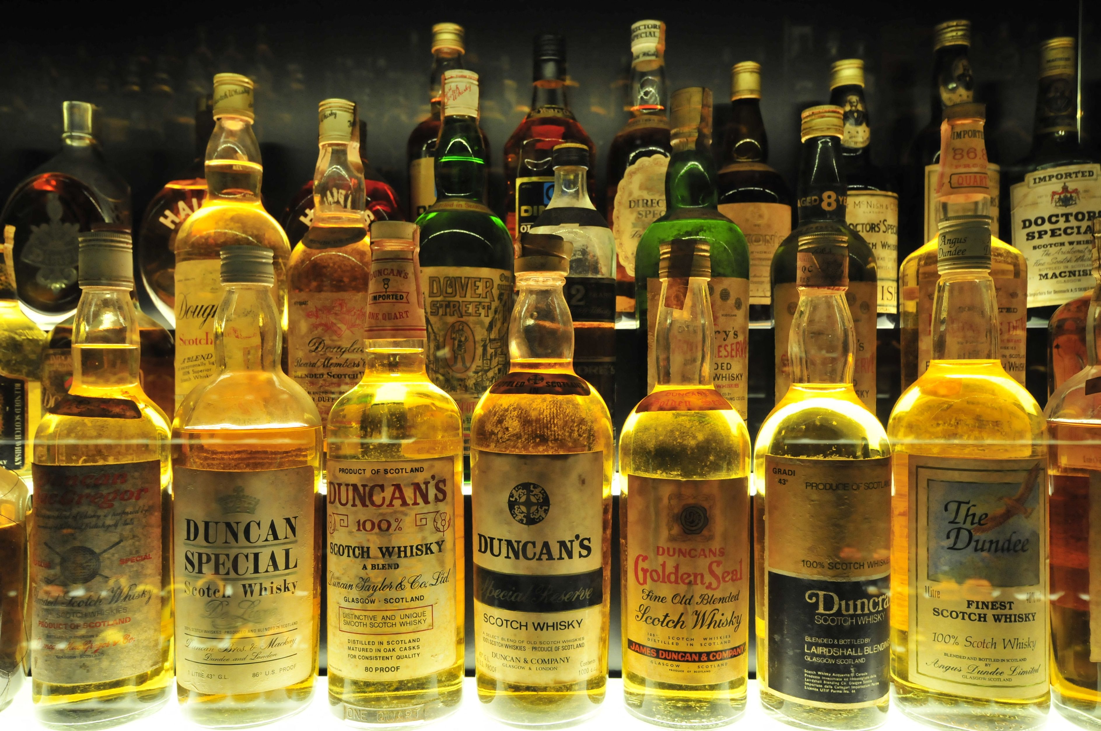 Scotch whisky választék, csak tessék
