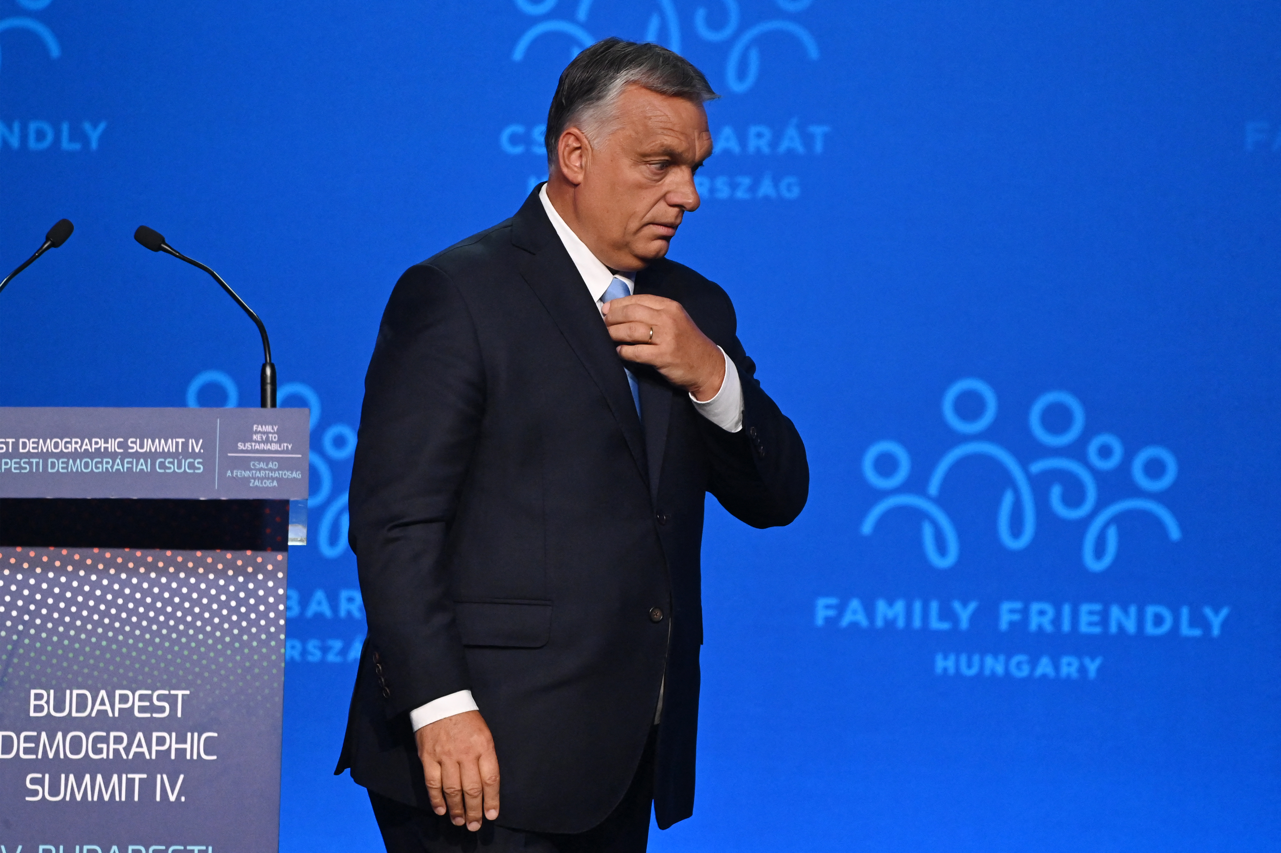 Orbán visszautasította az EP tényfeltáró delegációjával való találkozást