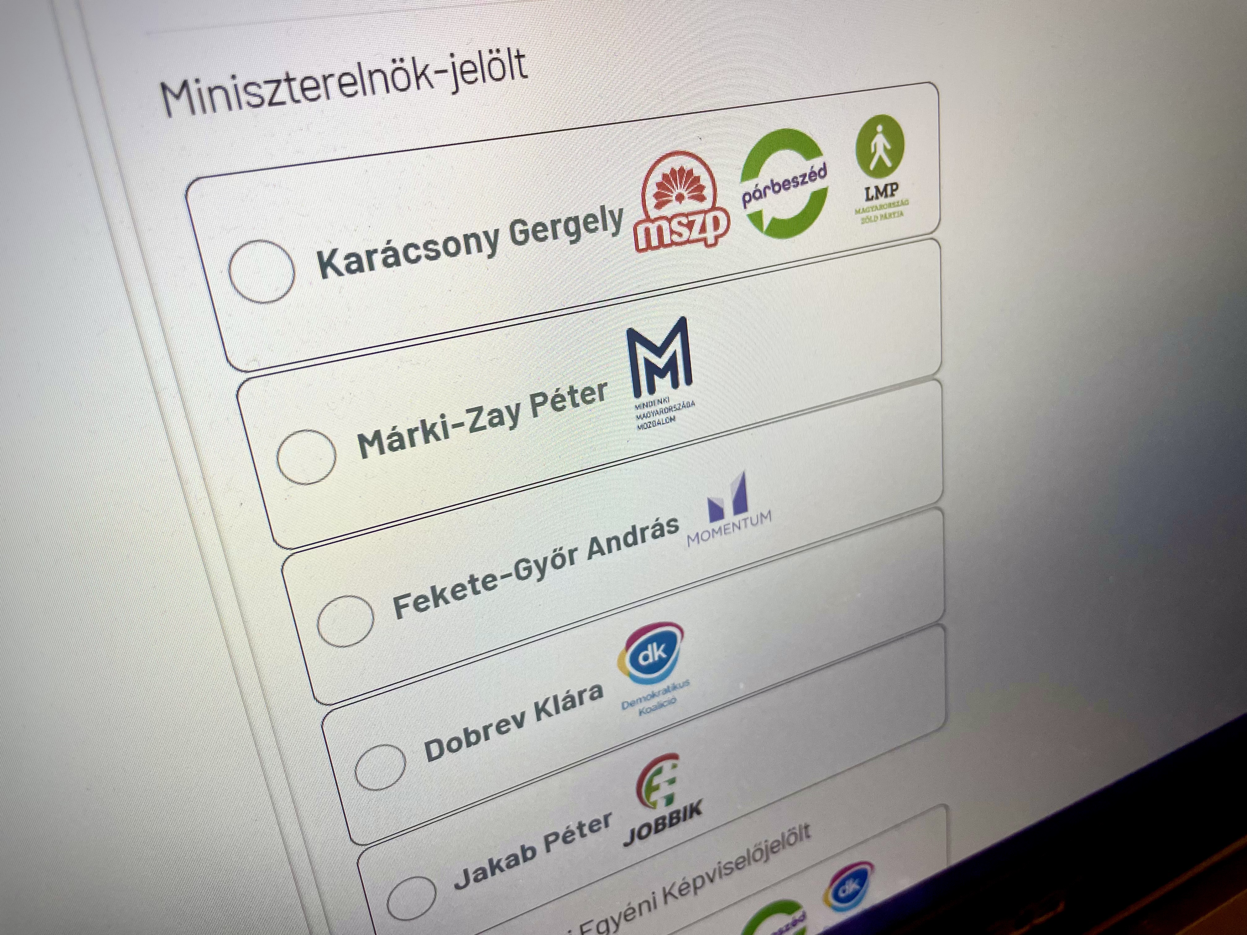 Márki-Zay utolérte Fekete-Győrt az online szavazáson