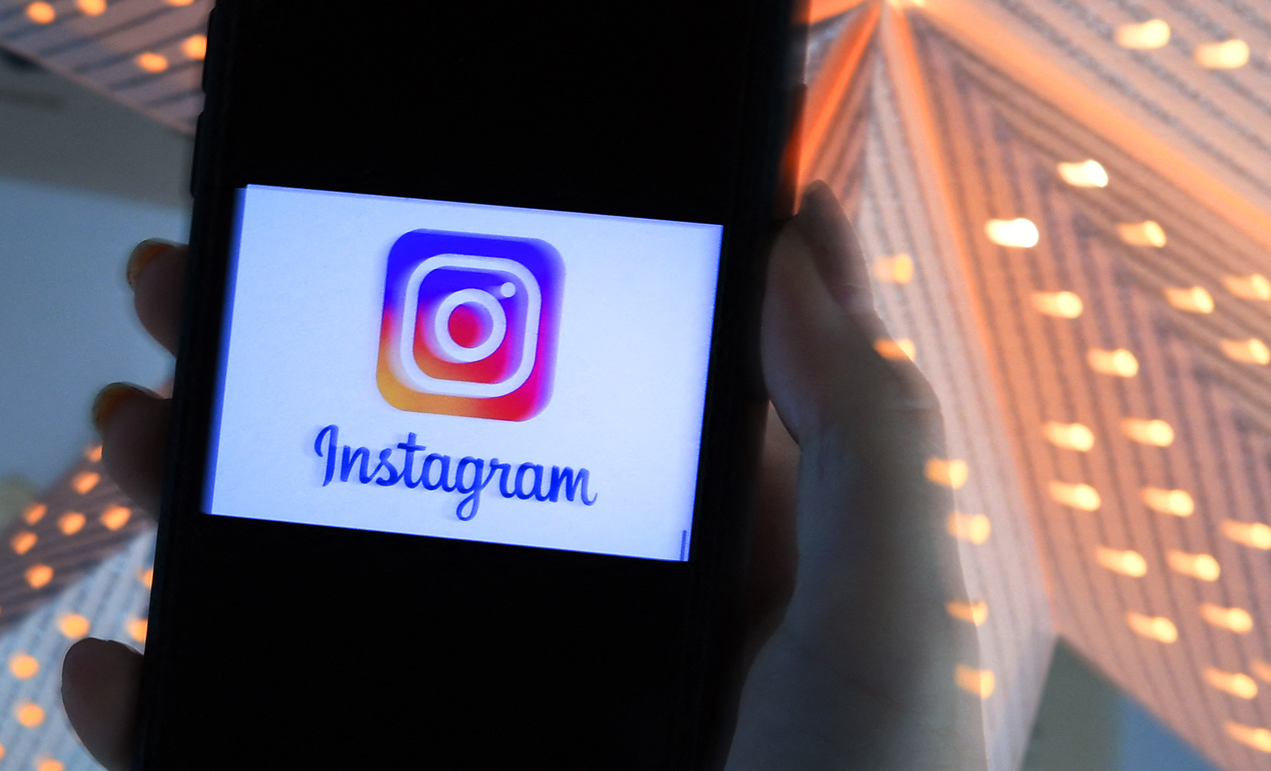 Egyelőre mégsem fejleszt gyerek-Instagramot a Facebook