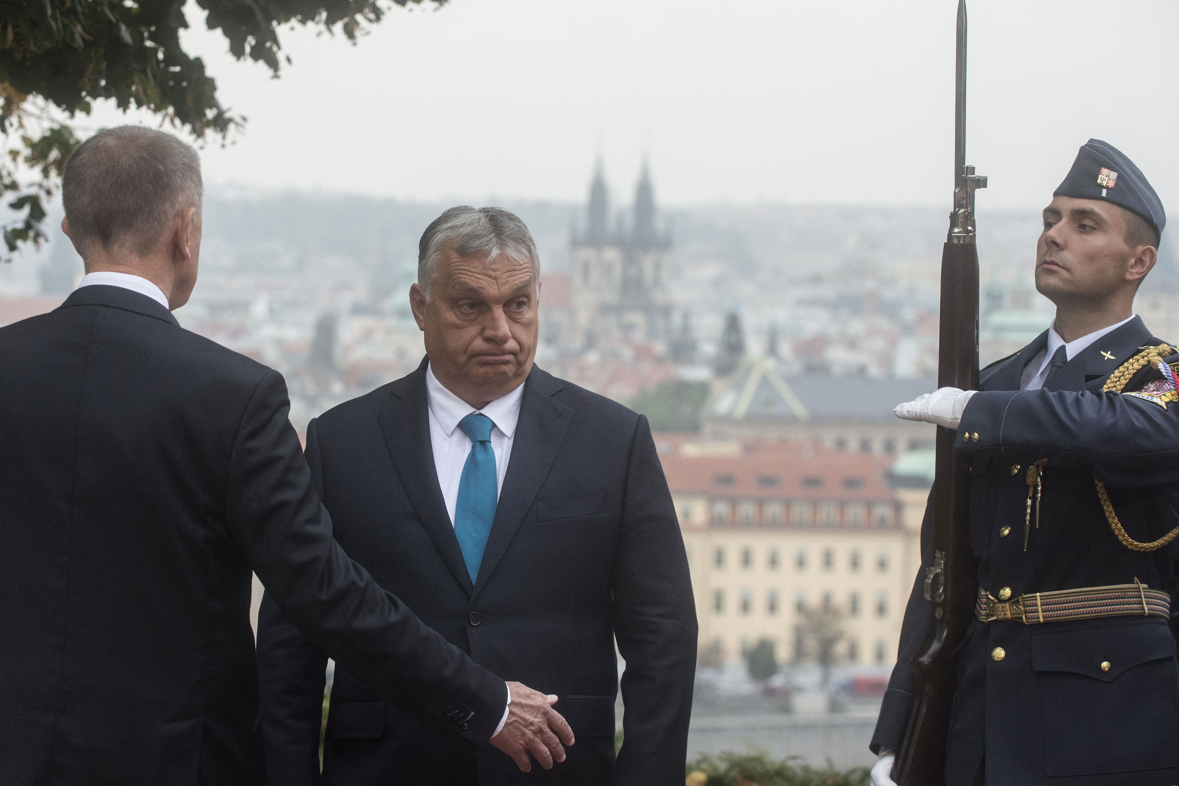 Hat elmélet, ami rávilágít a demokratikus visszacsúszás okaira Magyarországon