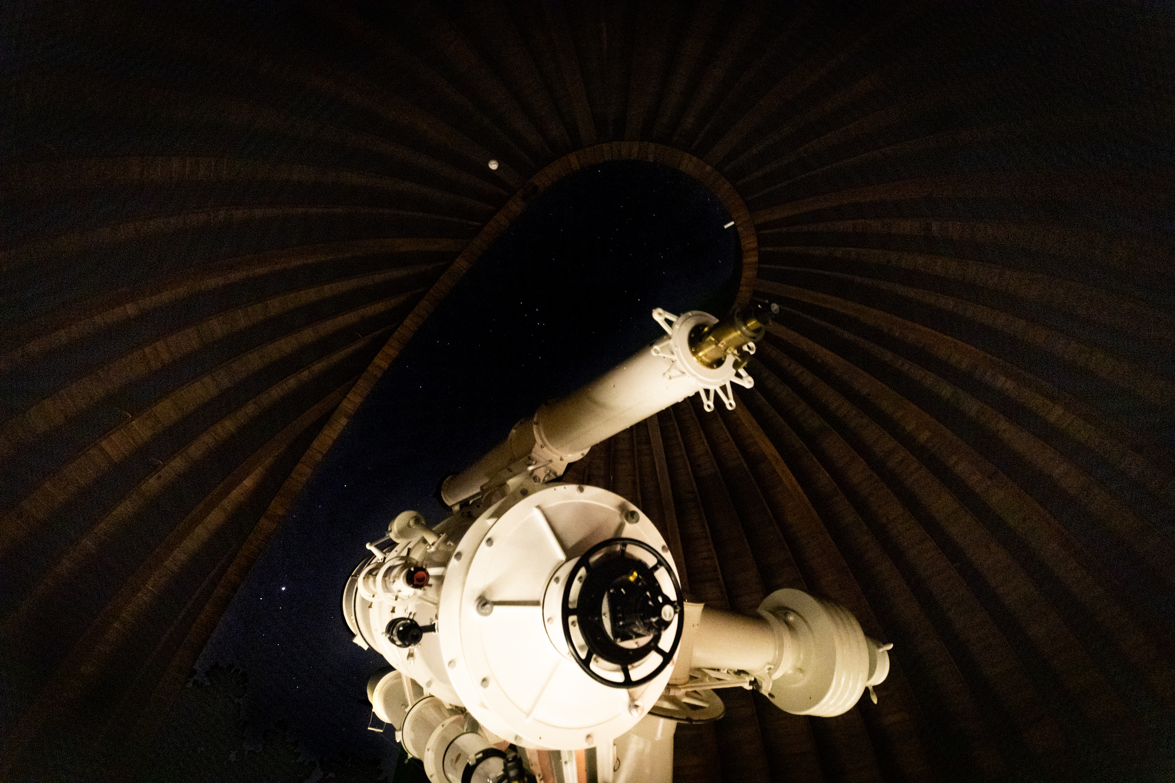 A Svábhegyi Csillagvizsgáló 24-es kupolájának optikai távcsöve