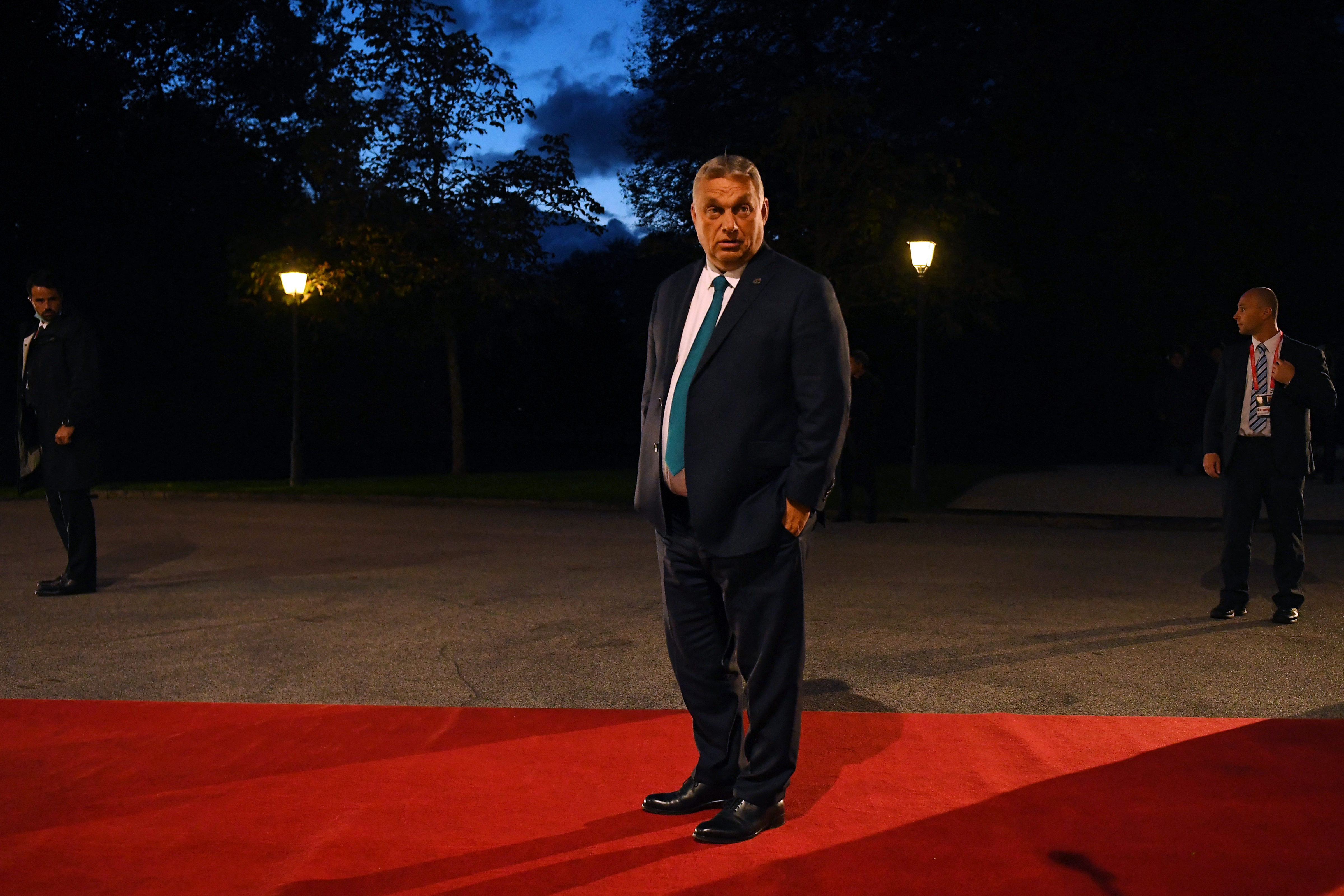 Estére meg is jelent a határozat, amivel Orbán leállította a külföldi földek megszerzésére kitalált tőkealapot