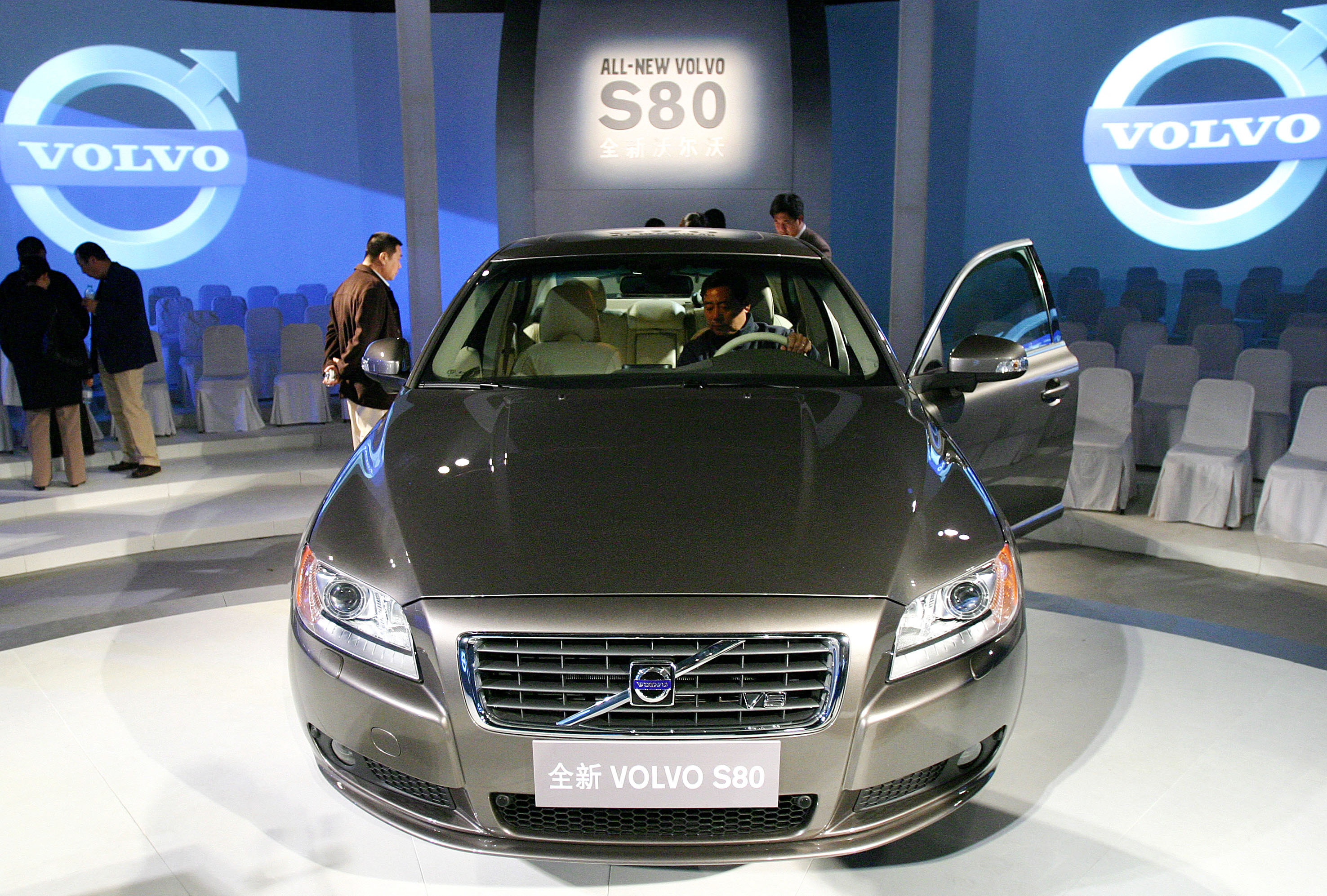 A Volvo több mint 460 ezer régebbi autót hív vissza hibás légzsákok miatt