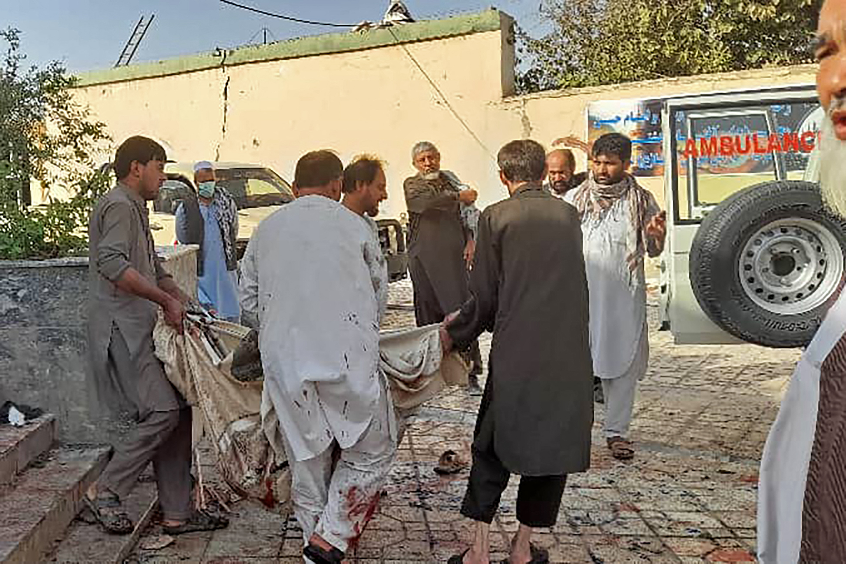 Robbantottak egy síita mecsetben Kunduz városában