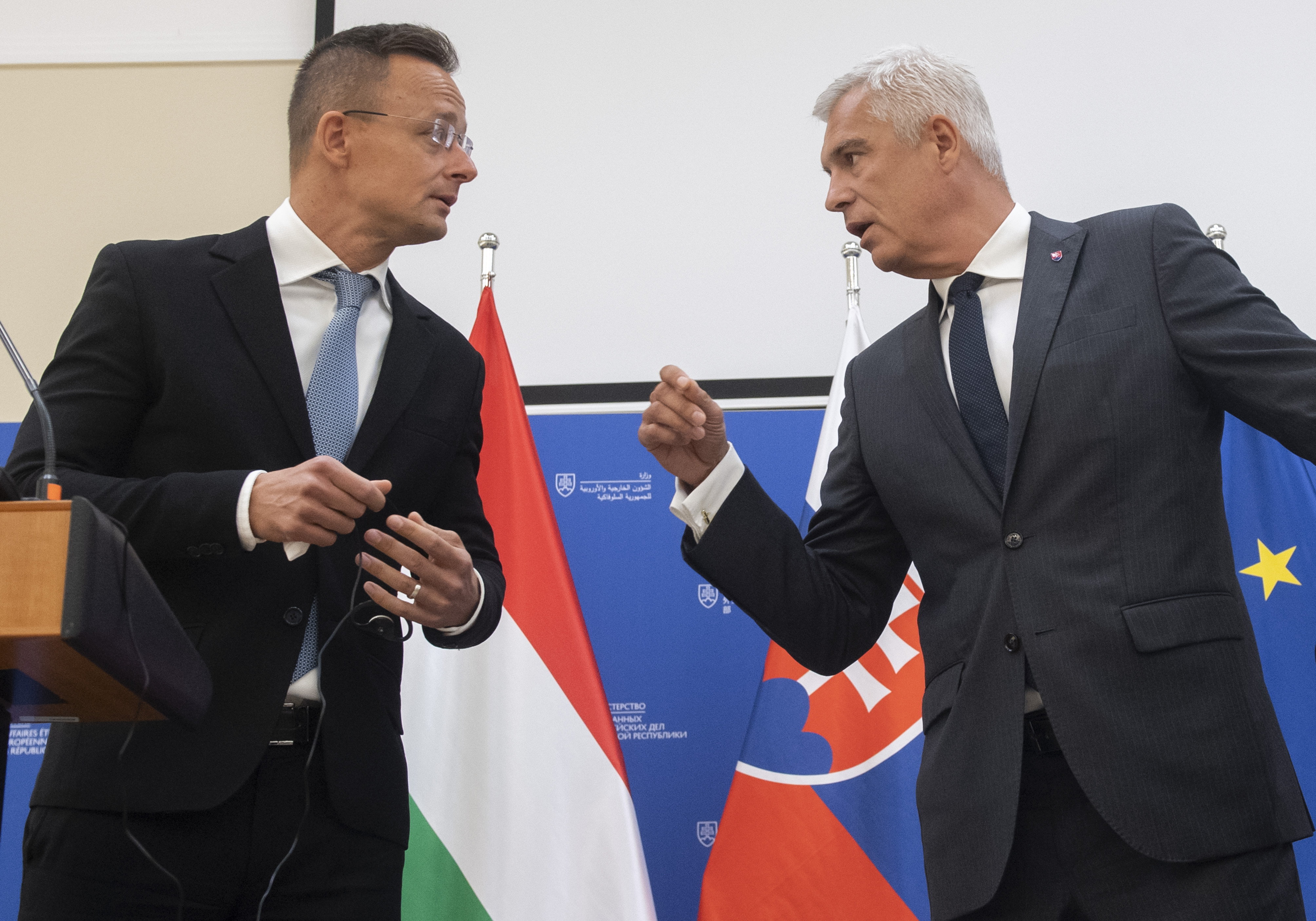 A szlovák külügyminisztert zavarja a szóhasználat, amit Magyarország és Lengyelország használ az EU kárára