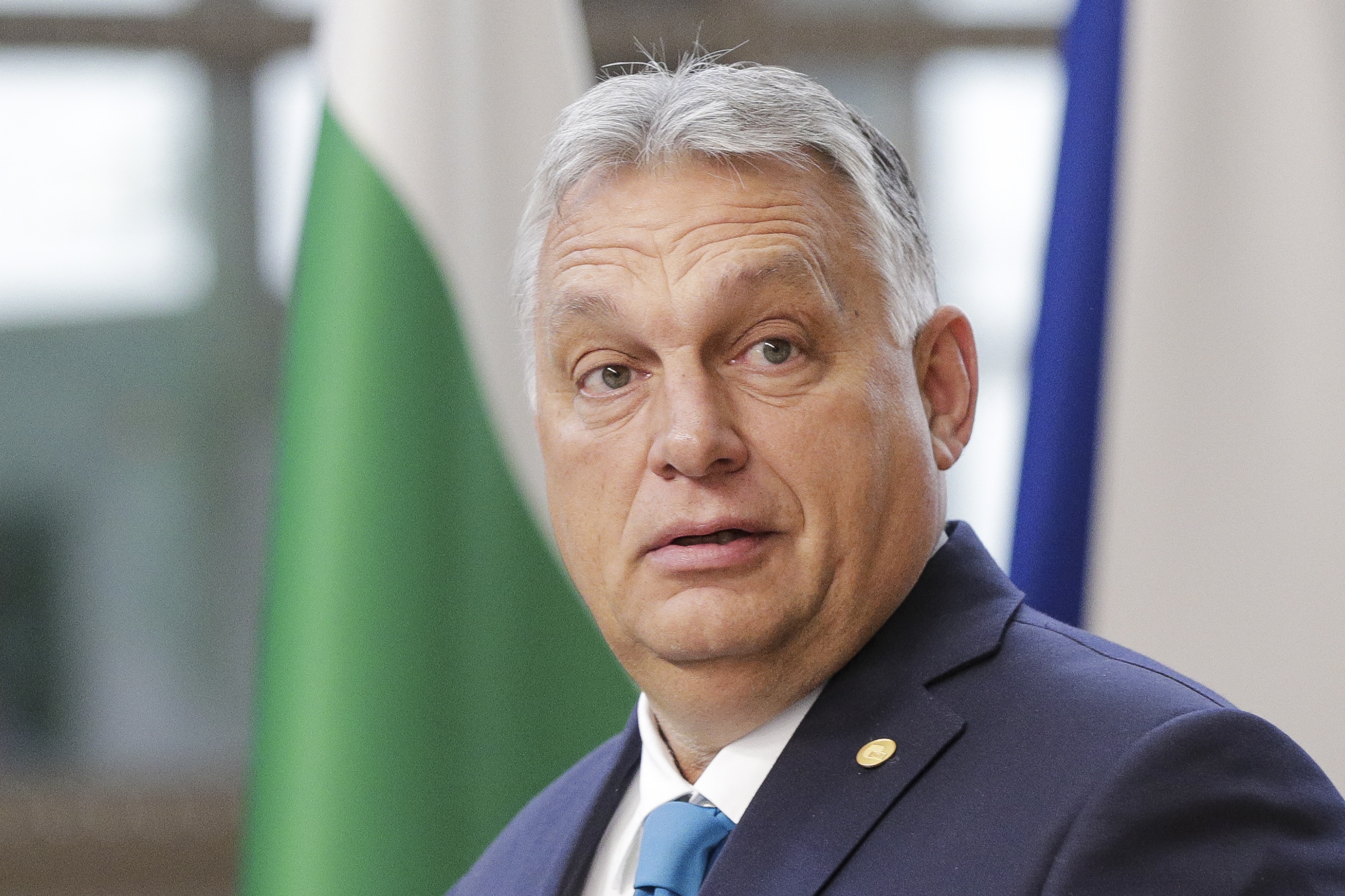 Szájnyalogatózás, elmebetegezés, semmibe vett halottak - Orbánt kérdezték a Parlamentben