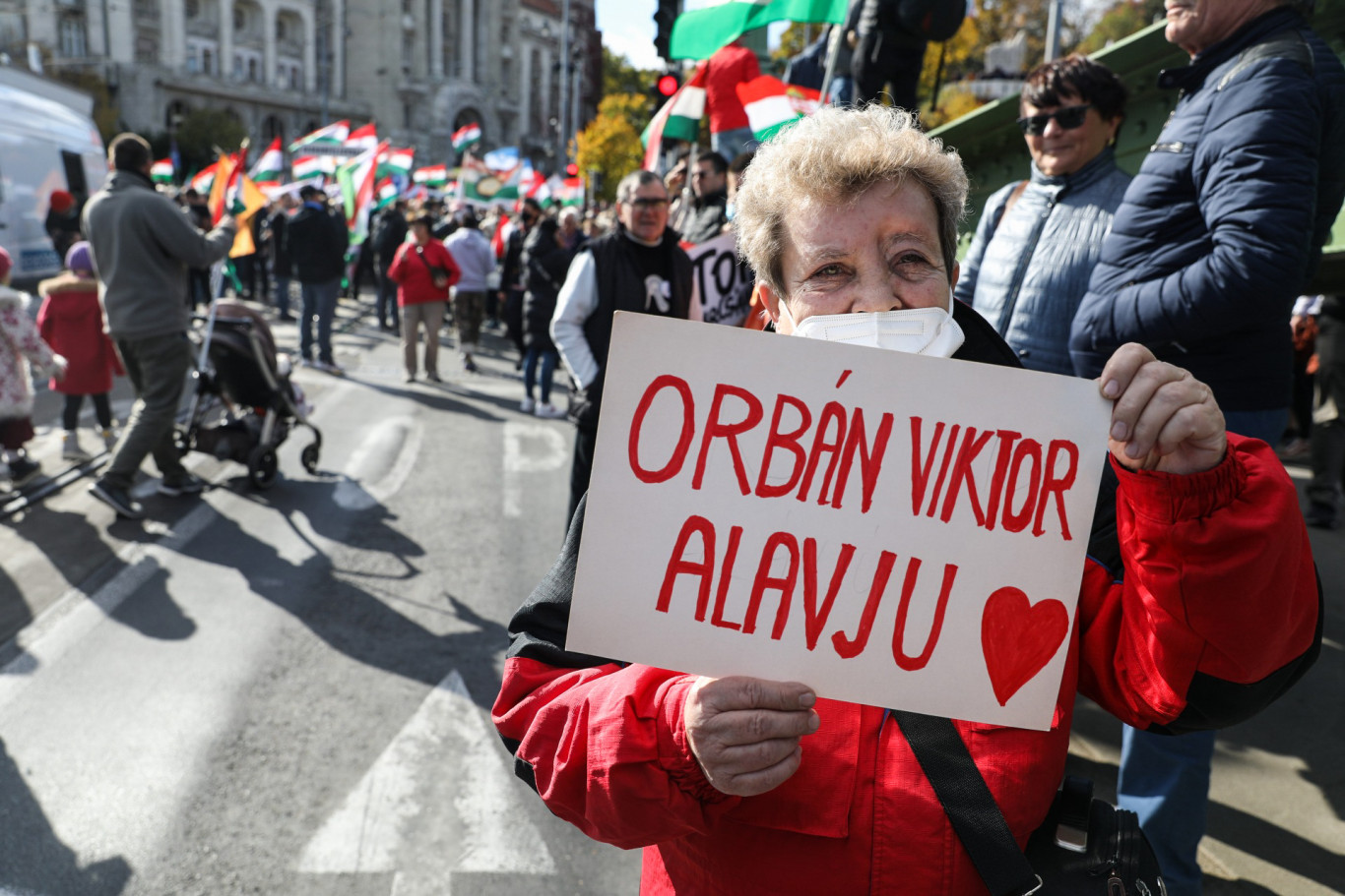 Esőt és vihart is jeleznek a Békemenet idejére