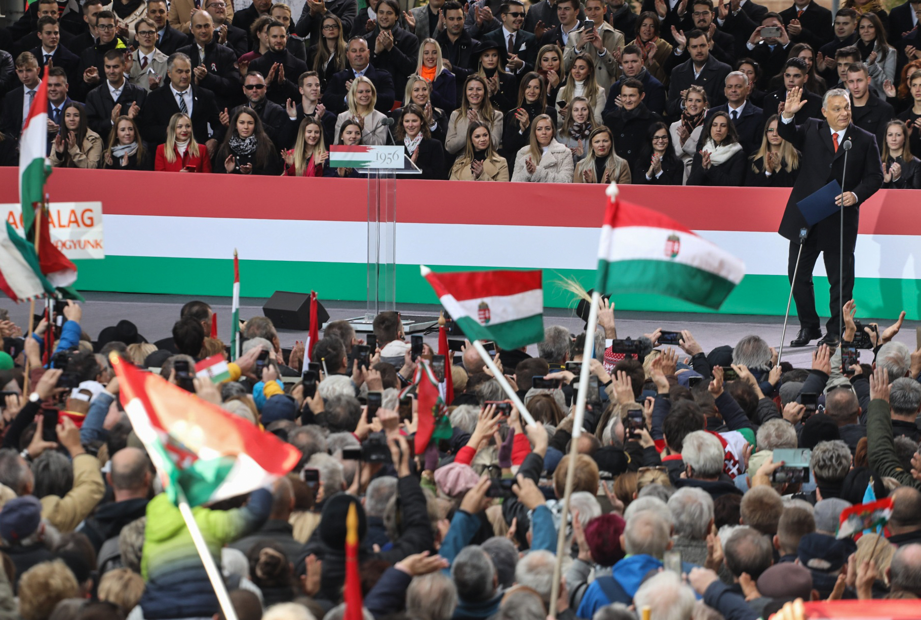 Orbán: „Mi vagyunk a homok a gépezetben, bot a küllők között, tüske a köröm alatt”